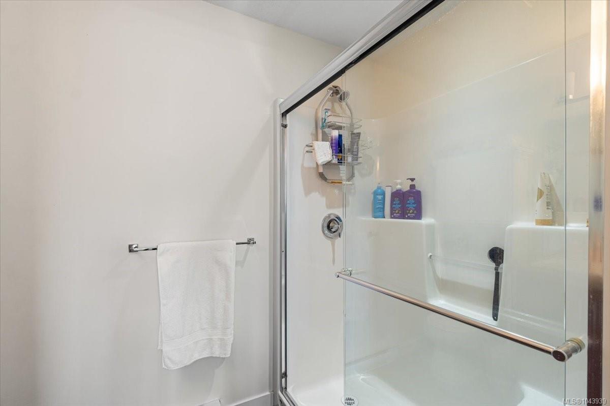 1720 Dufferin Cres #157