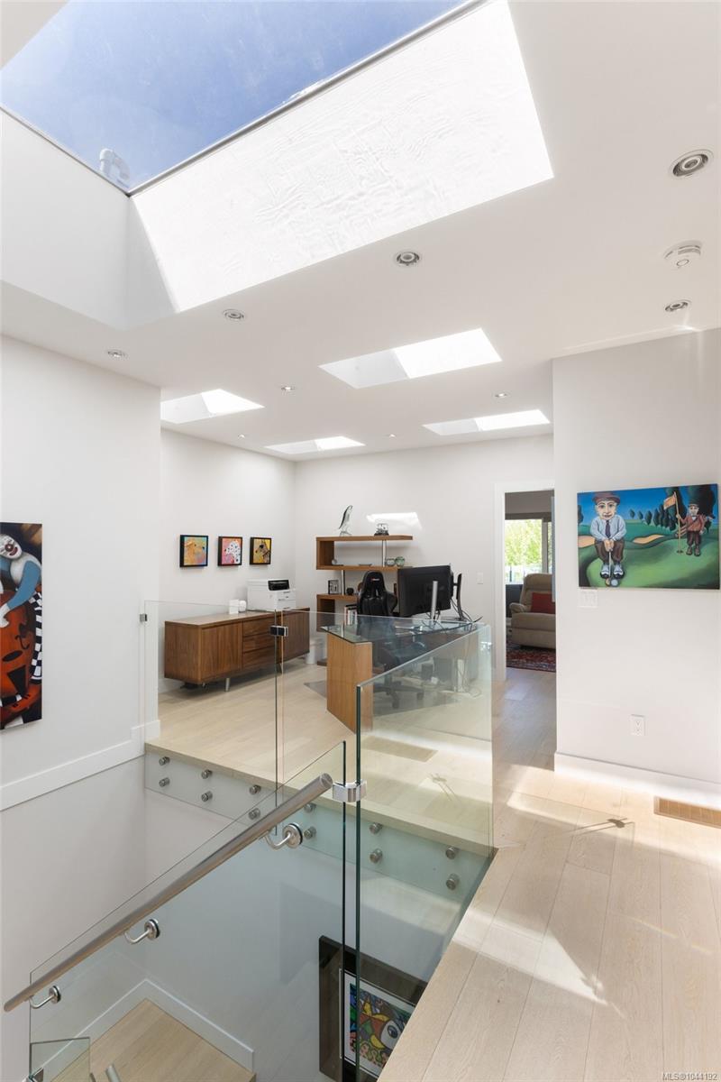 10303 Resthaven Dr