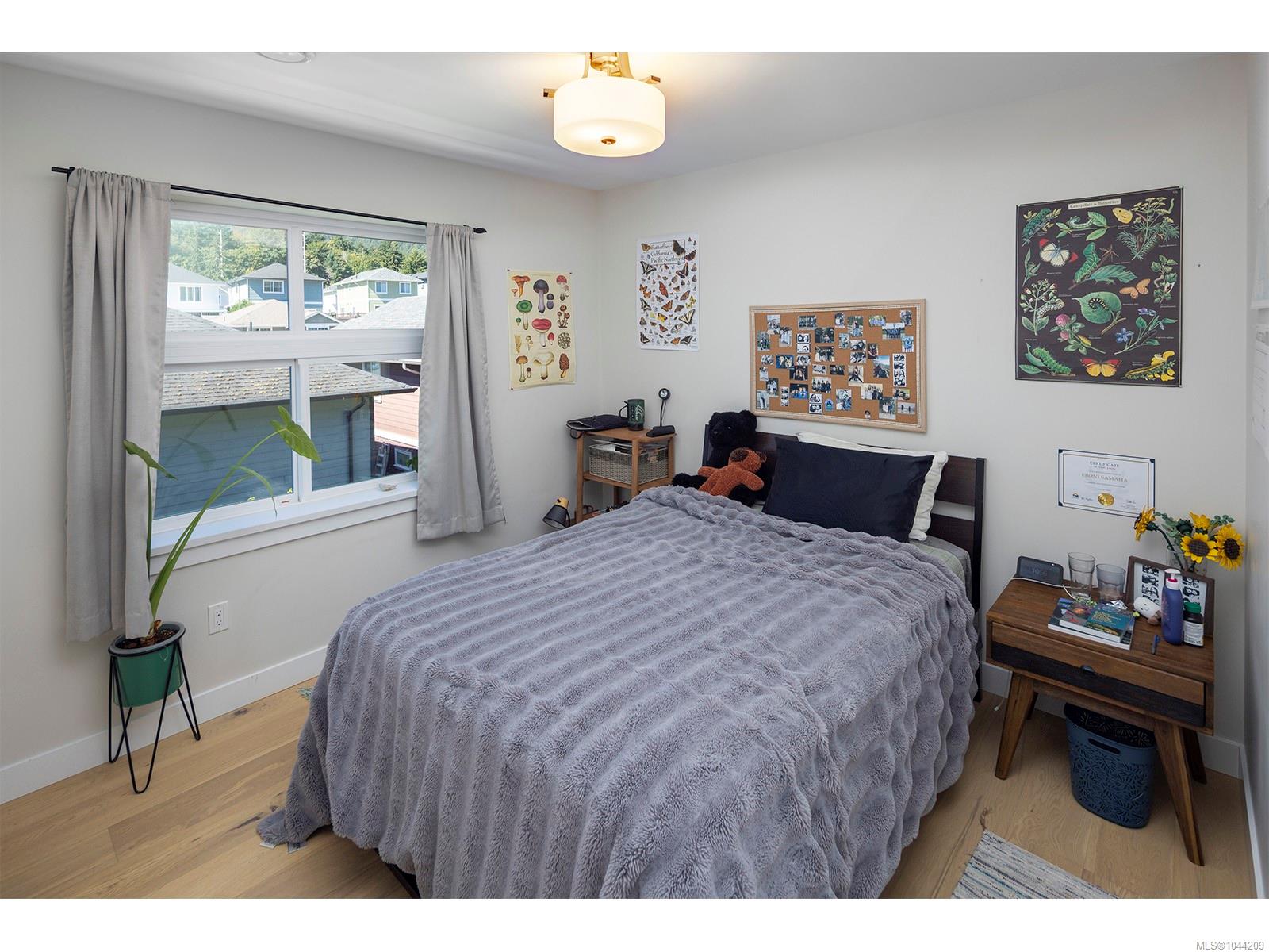 2835 Turnstyle Cres