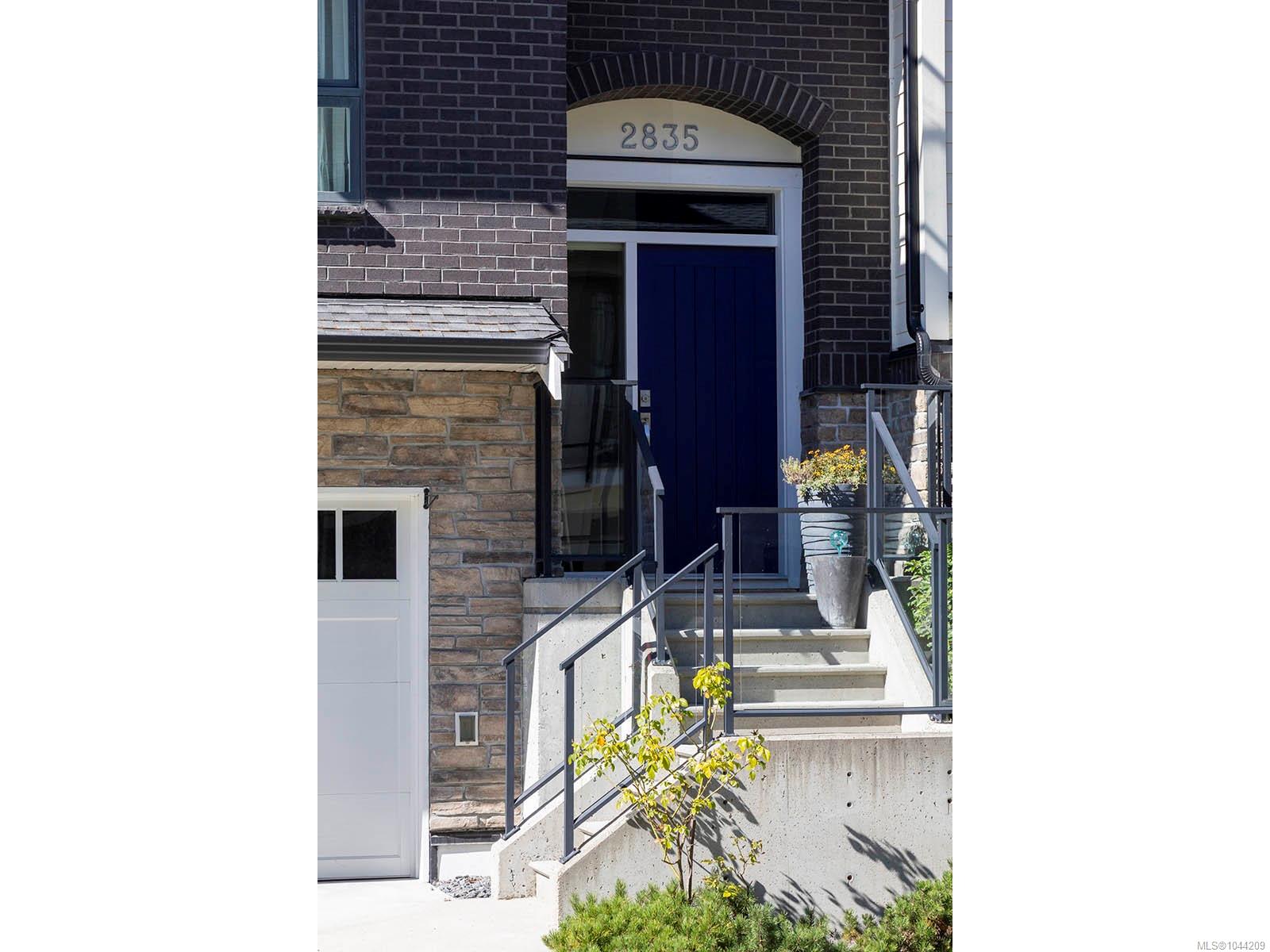 2835 Turnstyle Cres
