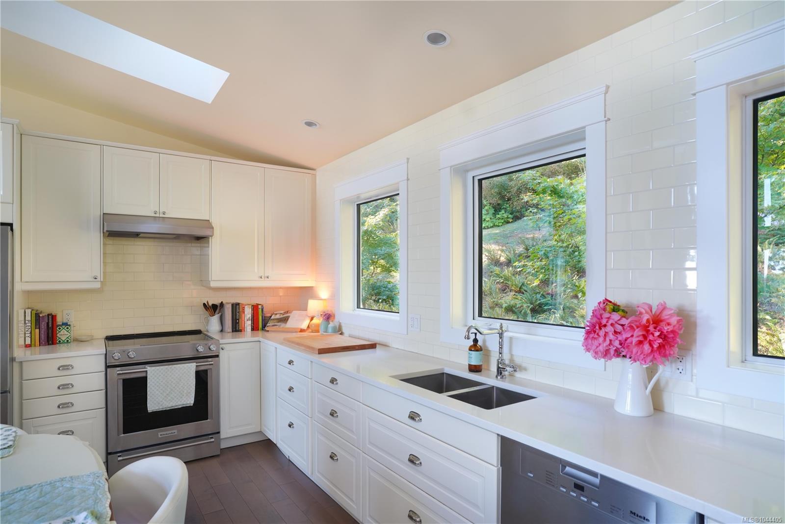 168 Sunrise Pl