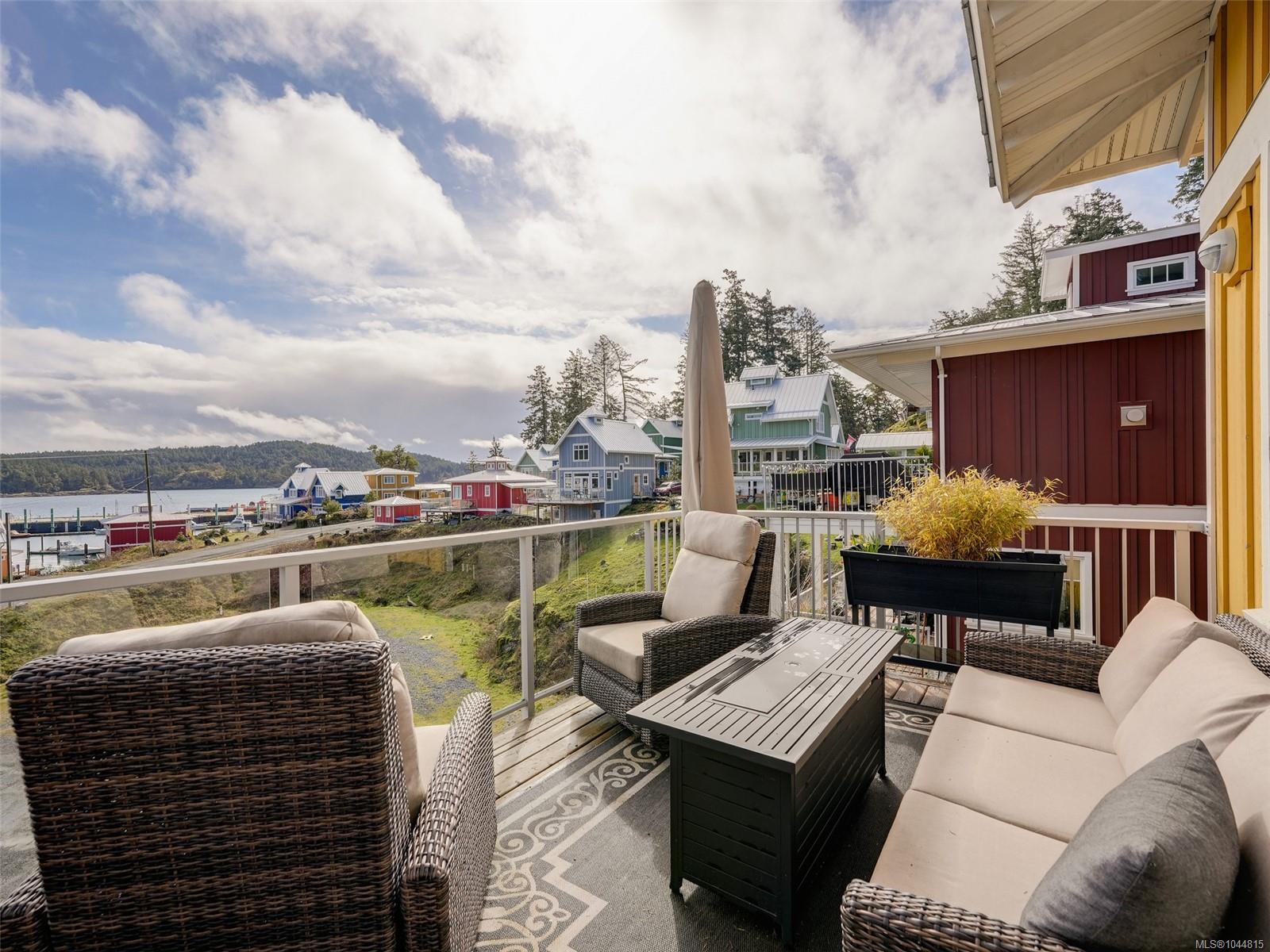 125 Hilltop Cres