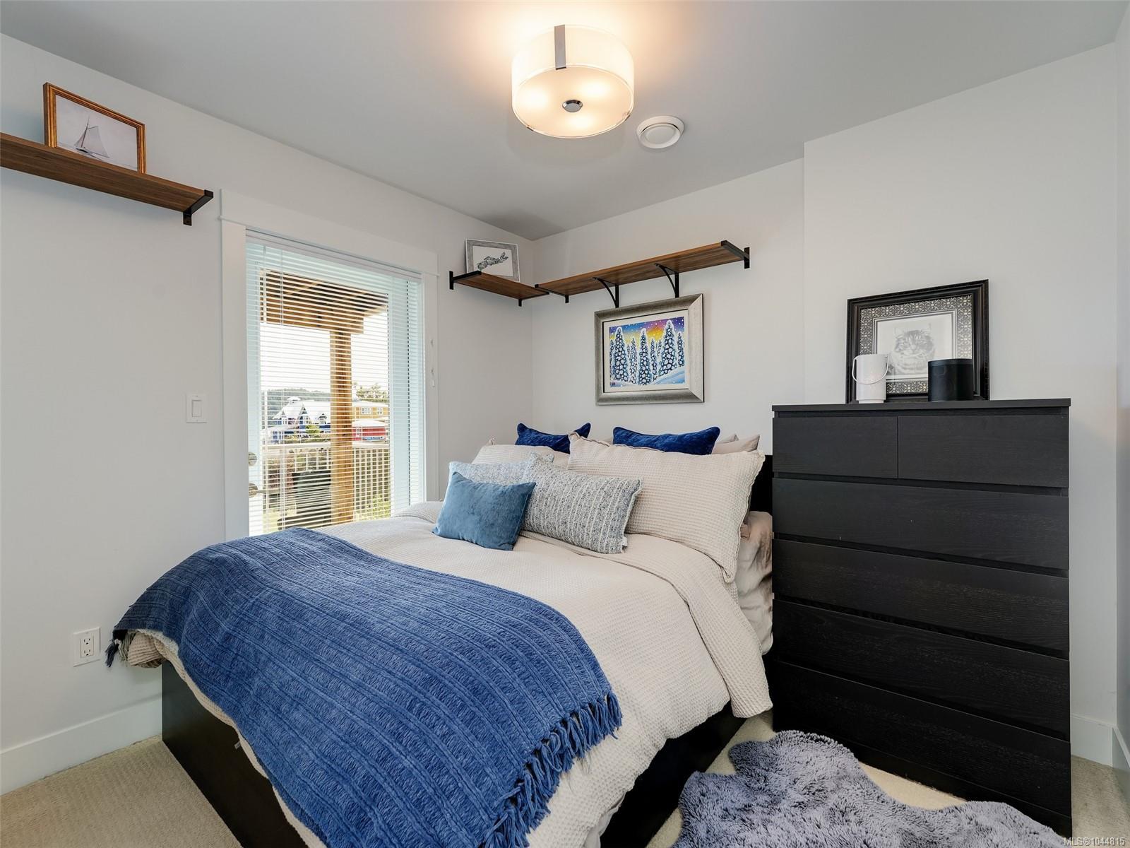 125 Hilltop Cres