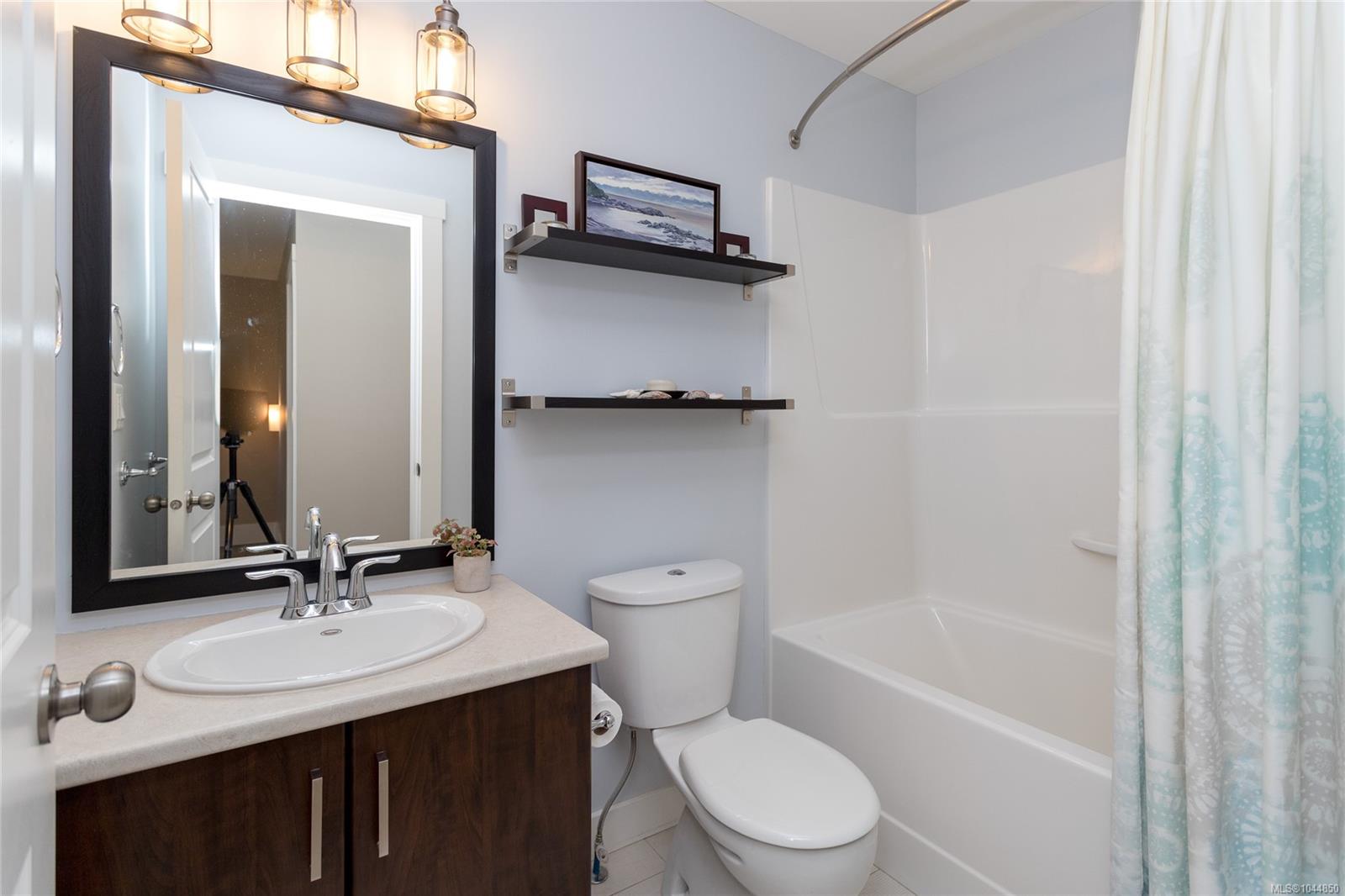 2957 Alouette Dr #111