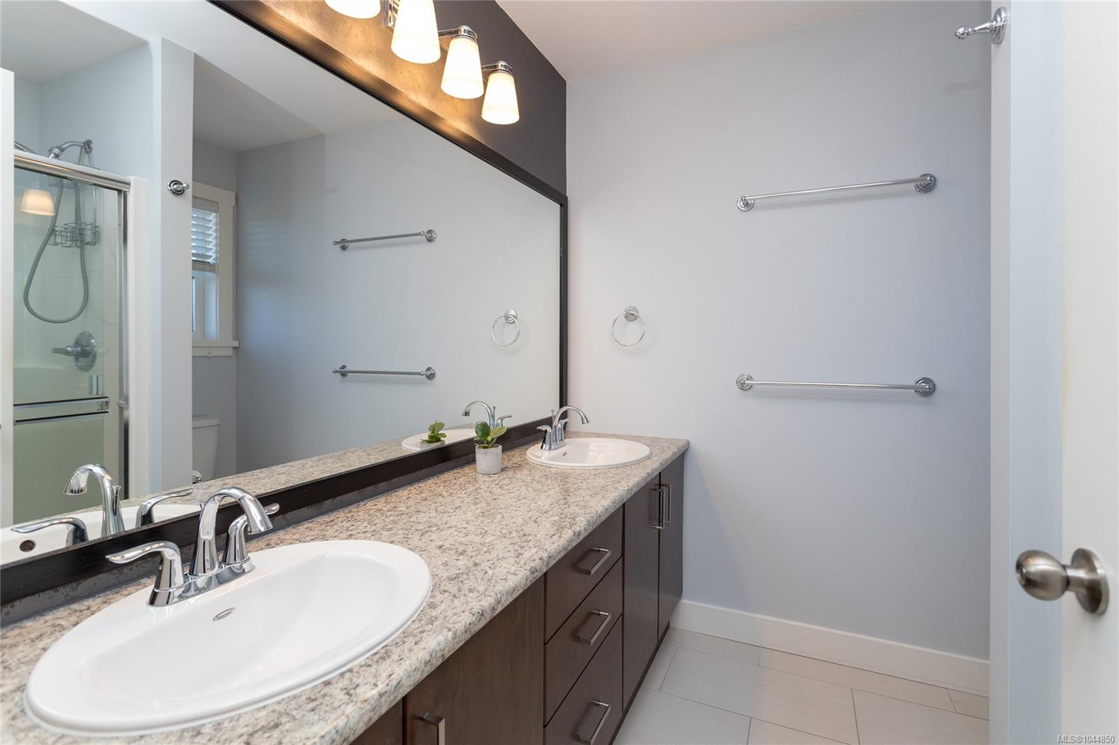 2957 Alouette Dr #111