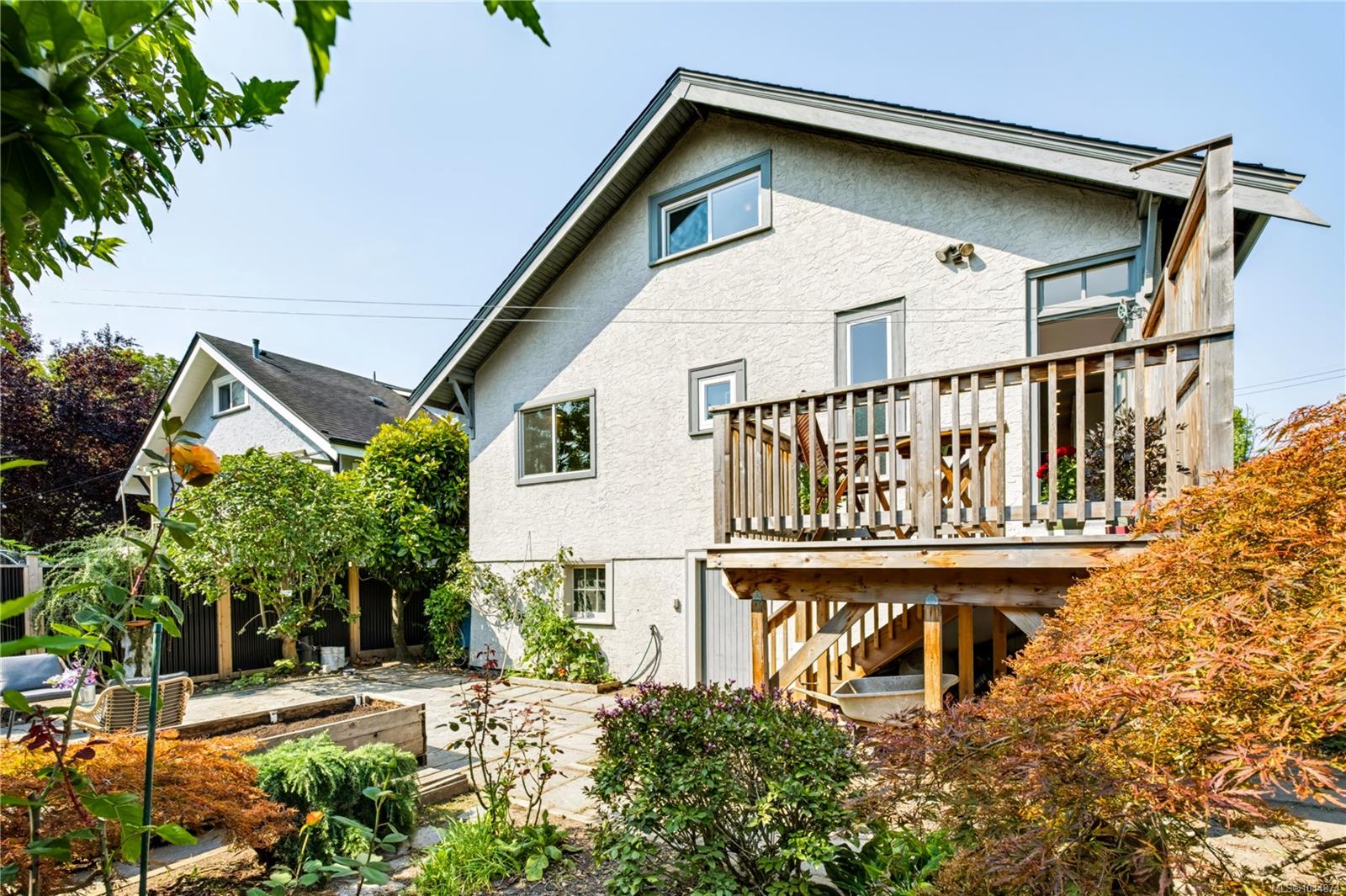 2449 Oregon Ave