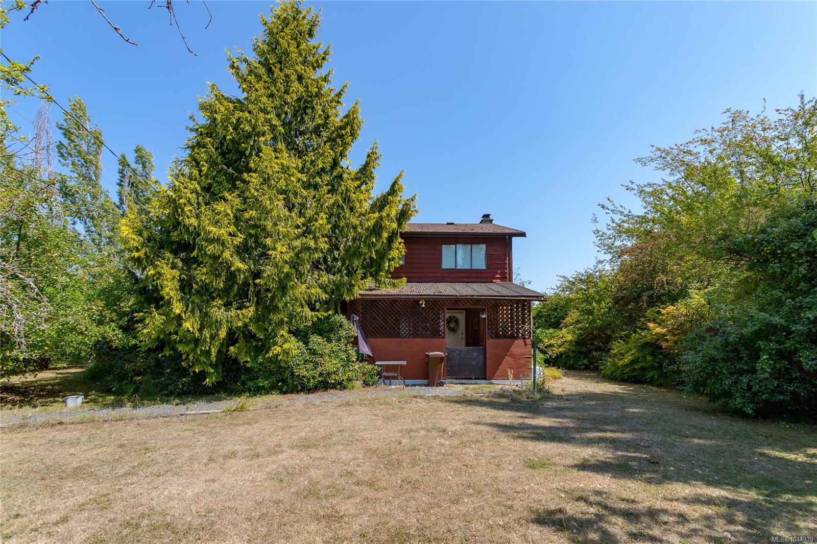 9254 Rideau Ave