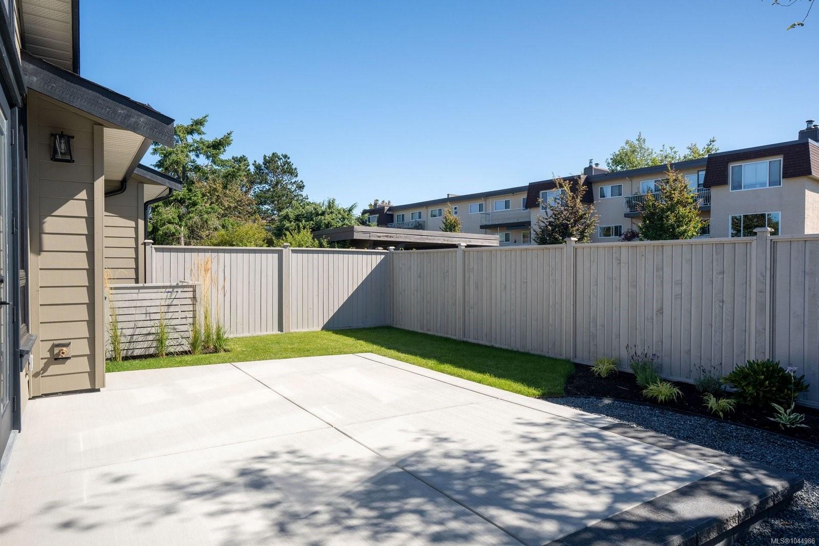 10011 Chicory Pl