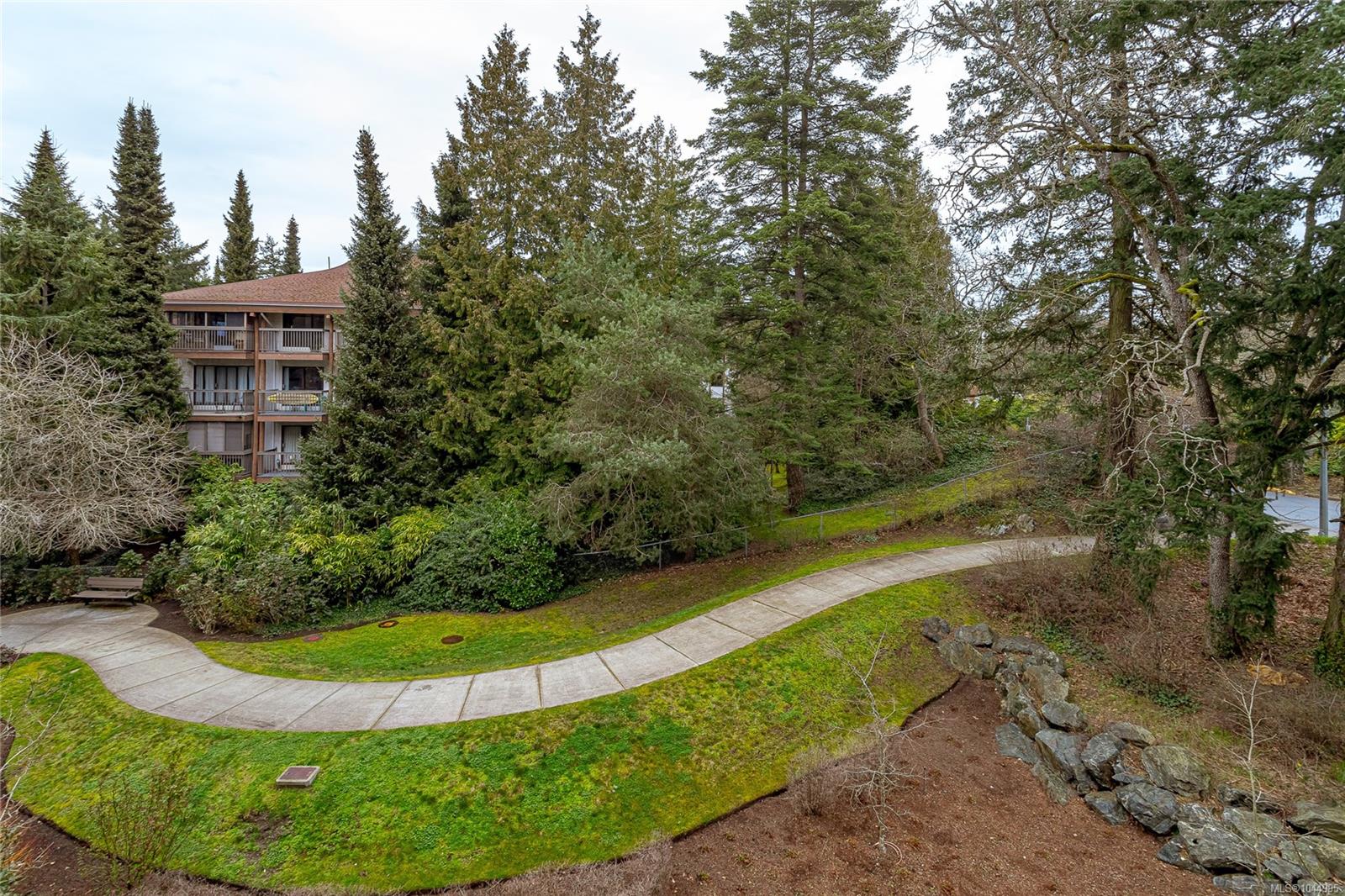 991 McKenzie Ave #312