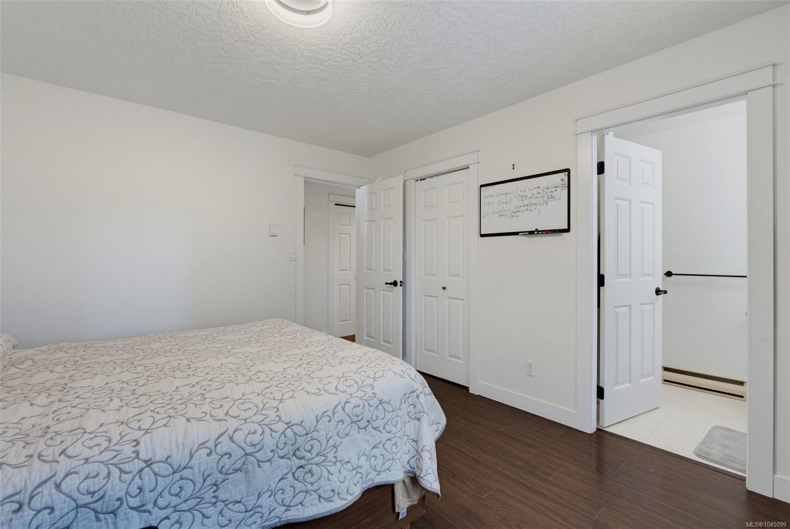2962 Gladeson Lane