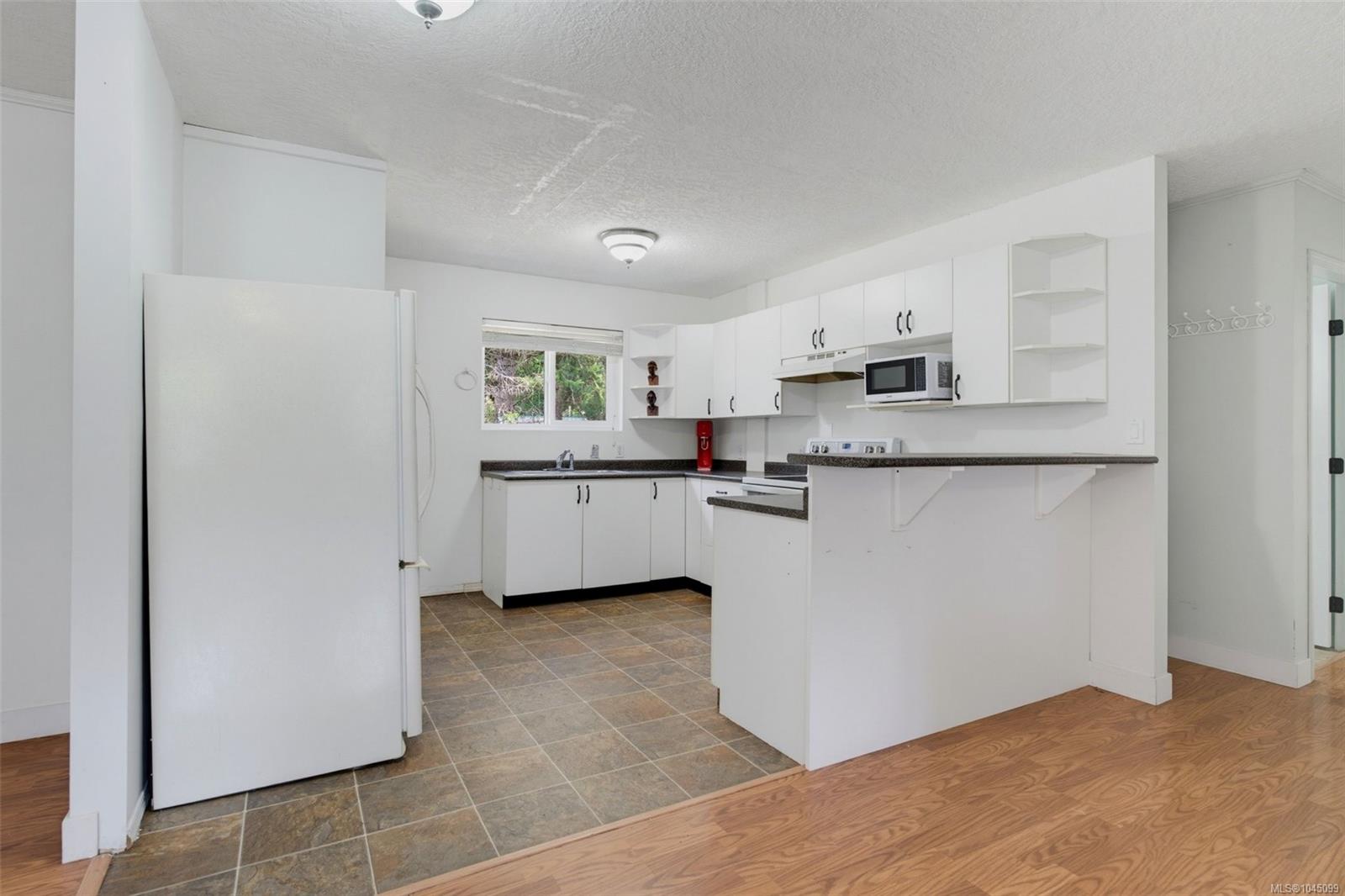 2962 Gladeson Lane