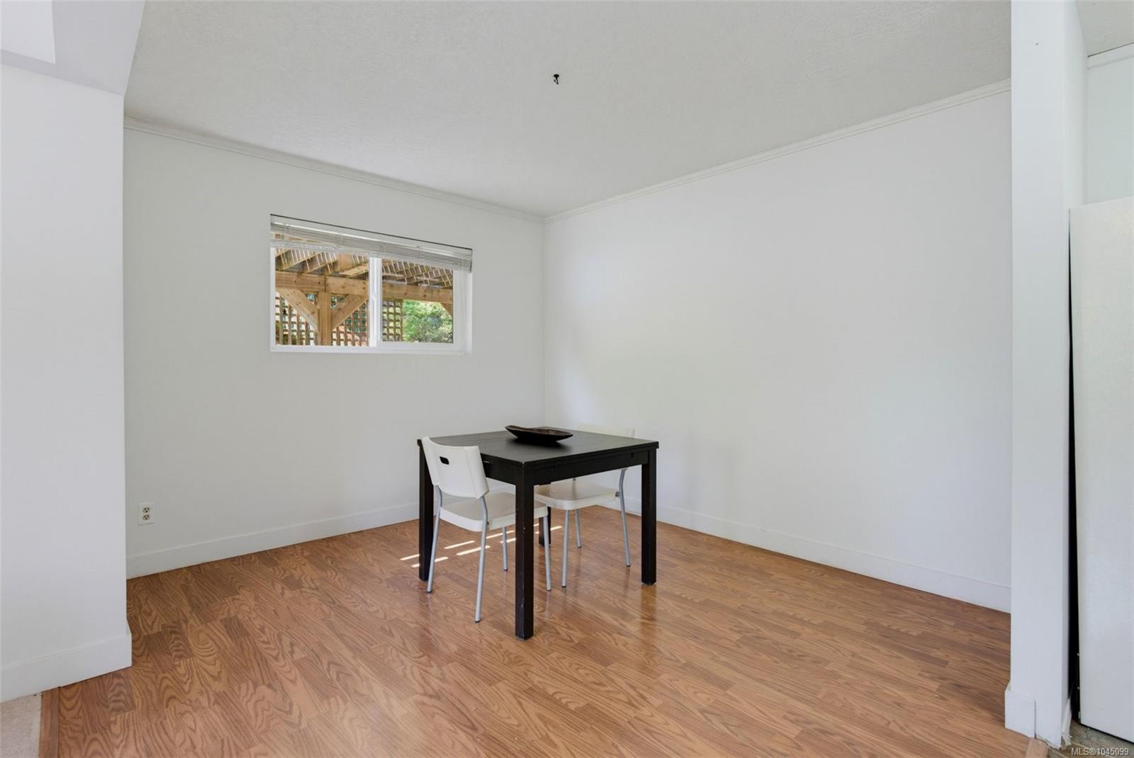 2962 Gladeson Lane