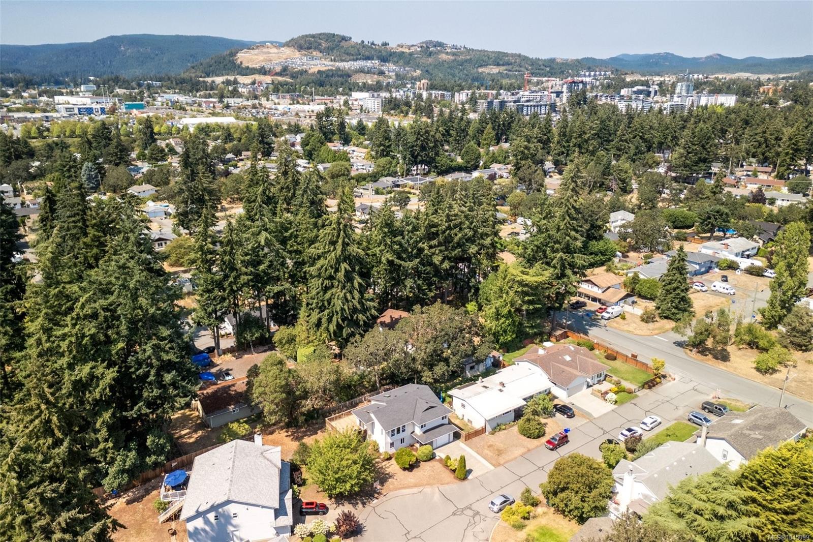 2962 Gladeson Lane