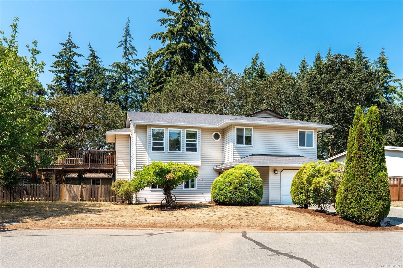 2962 Gladeson Lane