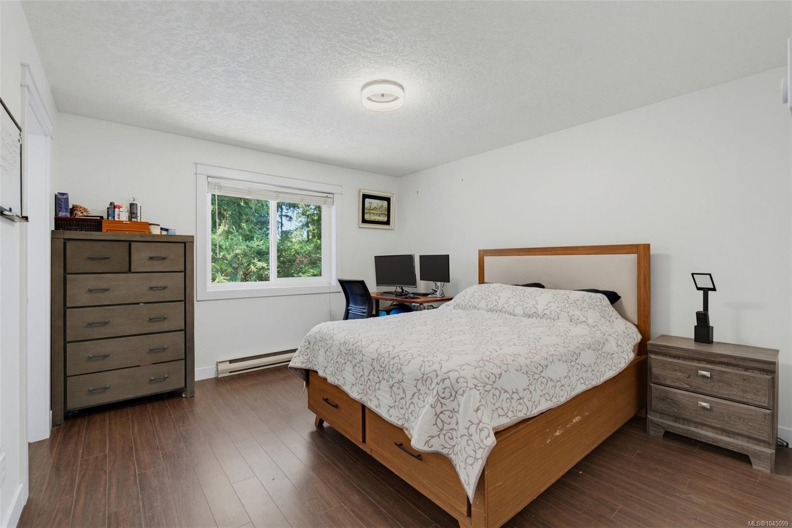 2962 Gladeson Lane