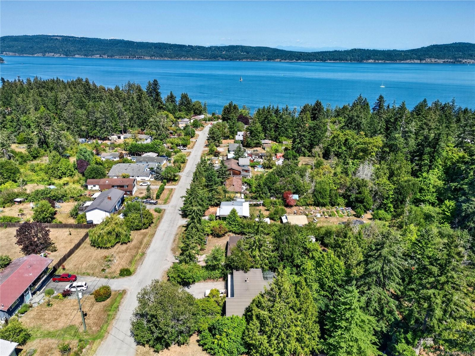 243 Maliview Dr