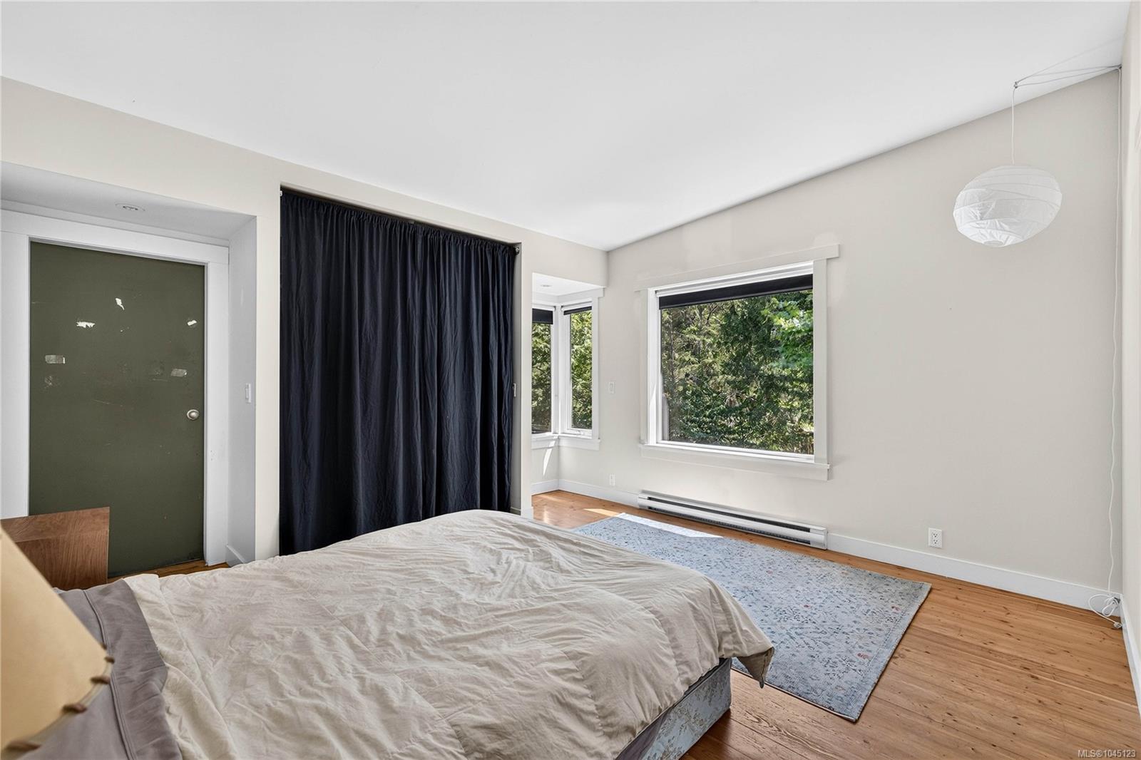 243 Maliview Dr