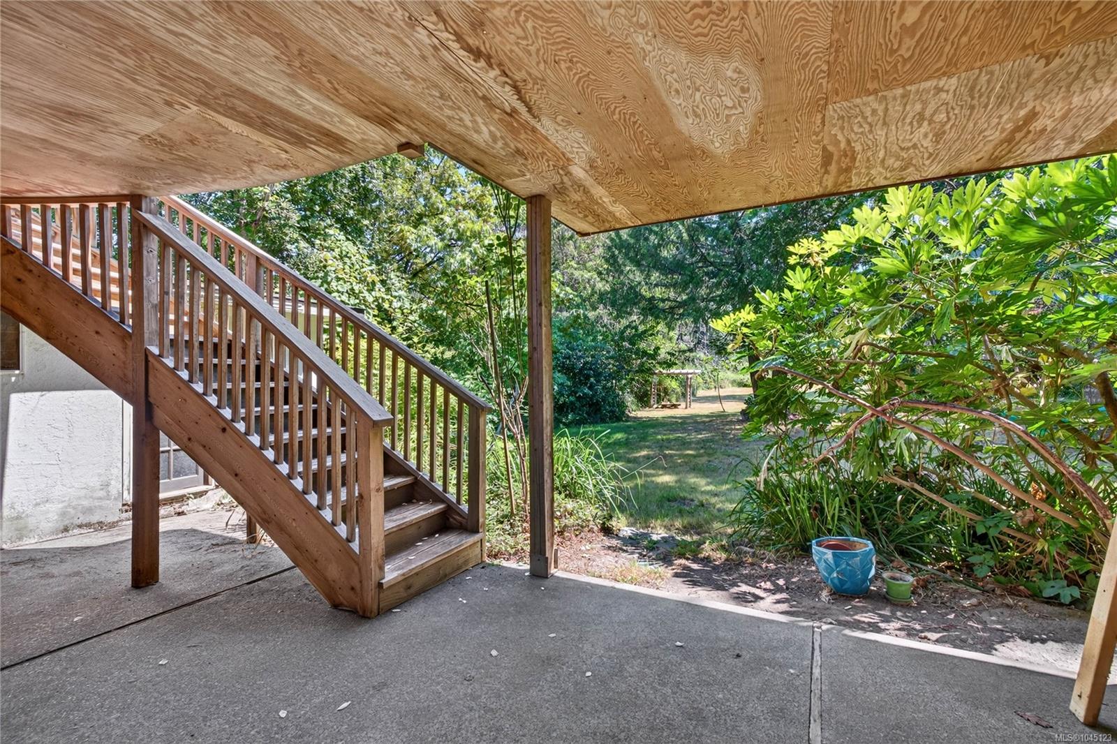 243 Maliview Dr
