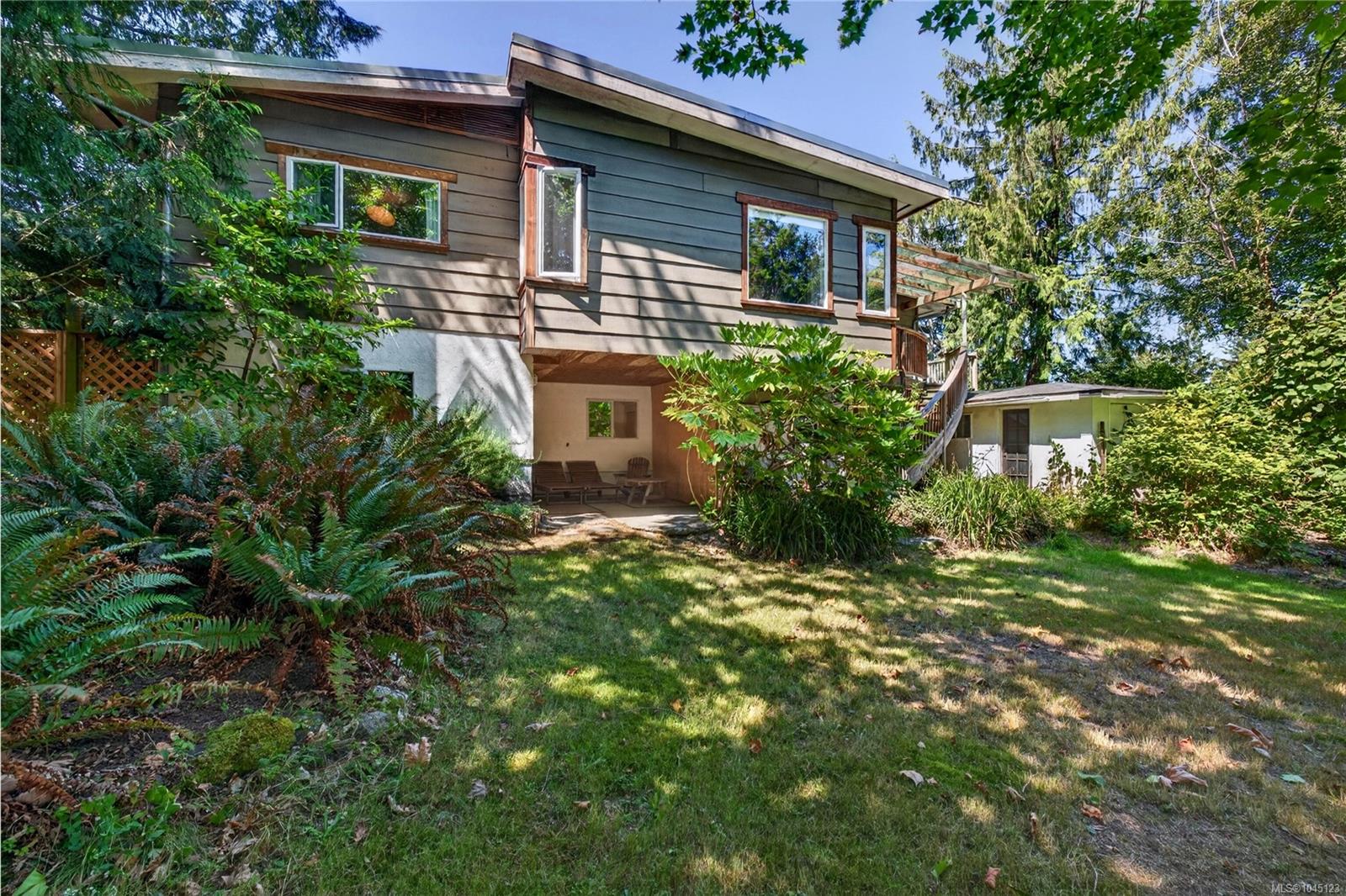 243 Maliview Dr