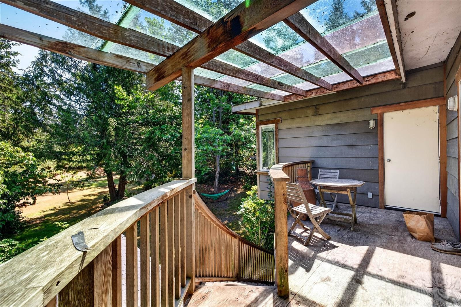 243 Maliview Dr