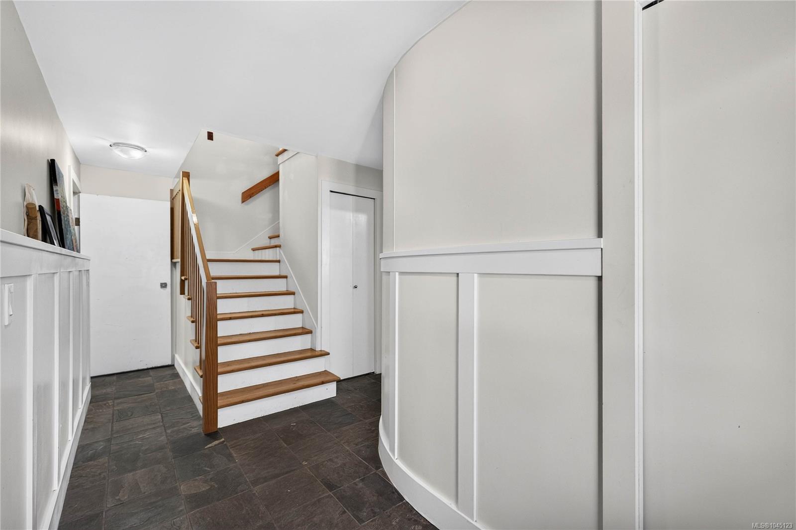 243 Maliview Dr