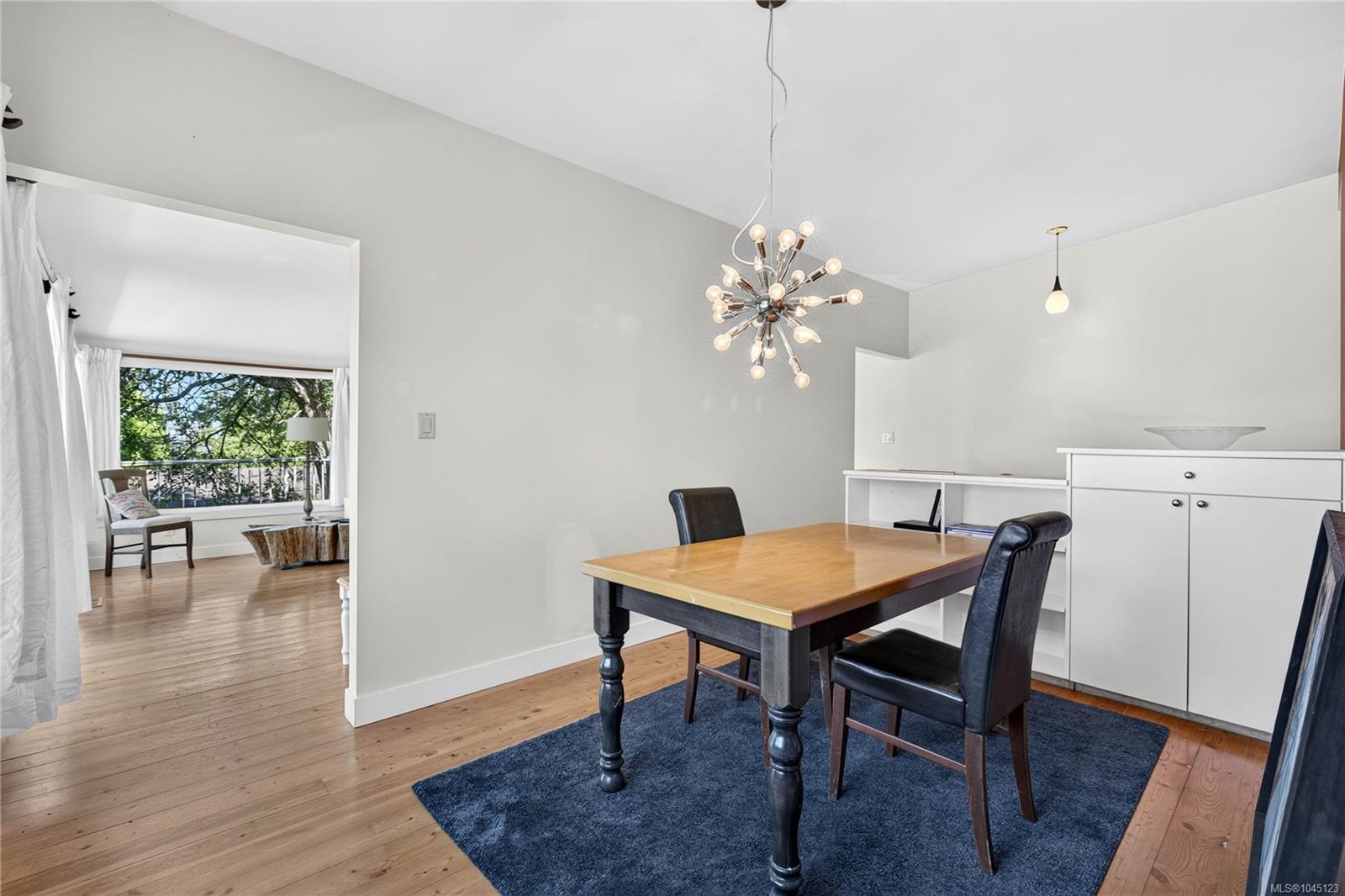 243 Maliview Dr