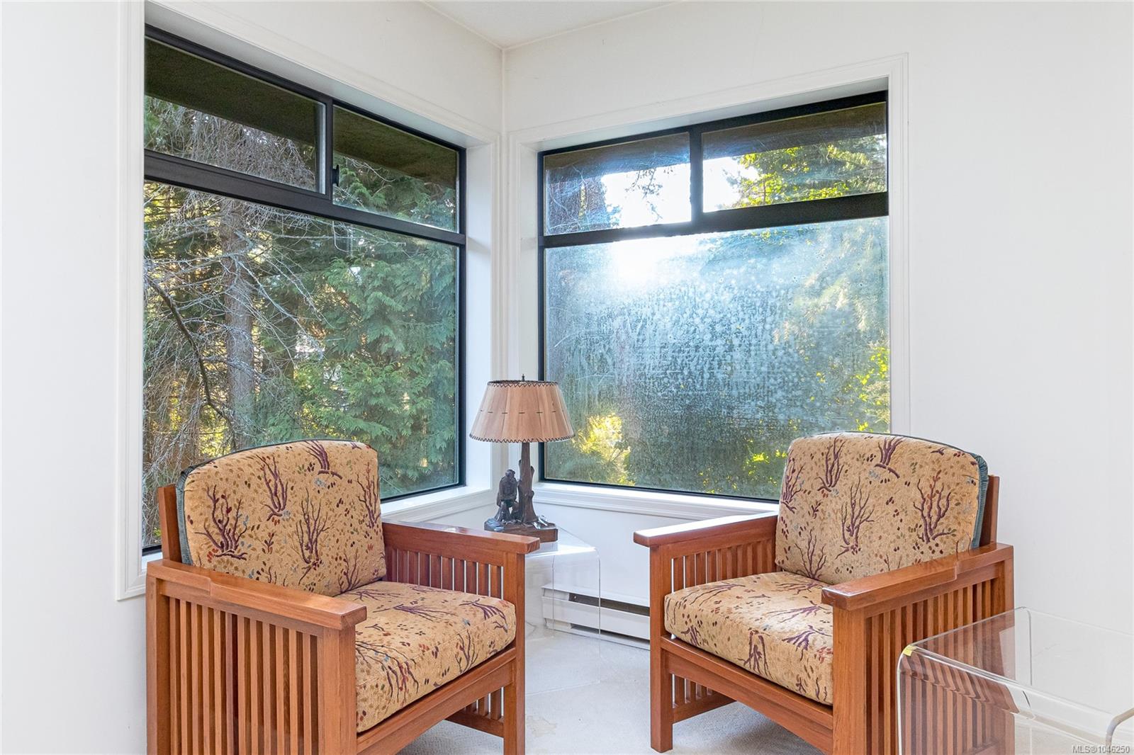 2680 Arbutus Rd