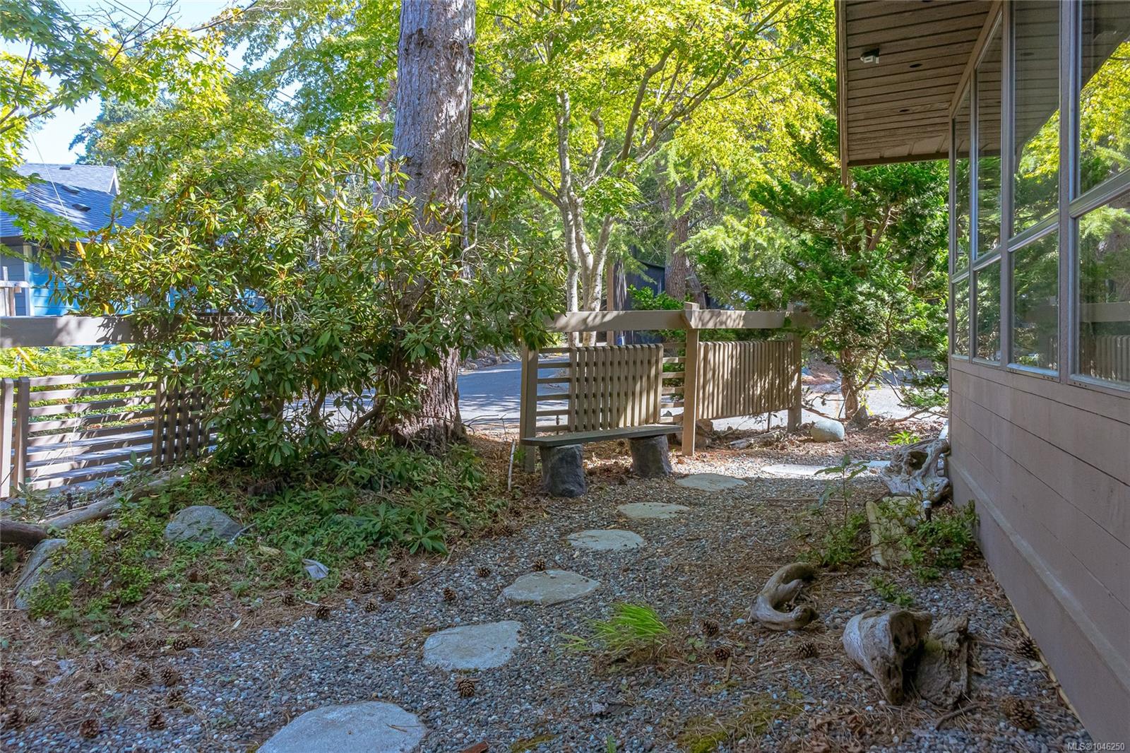 2680 Arbutus Rd
