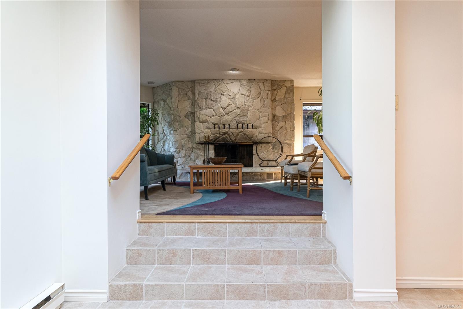 2680 Arbutus Rd