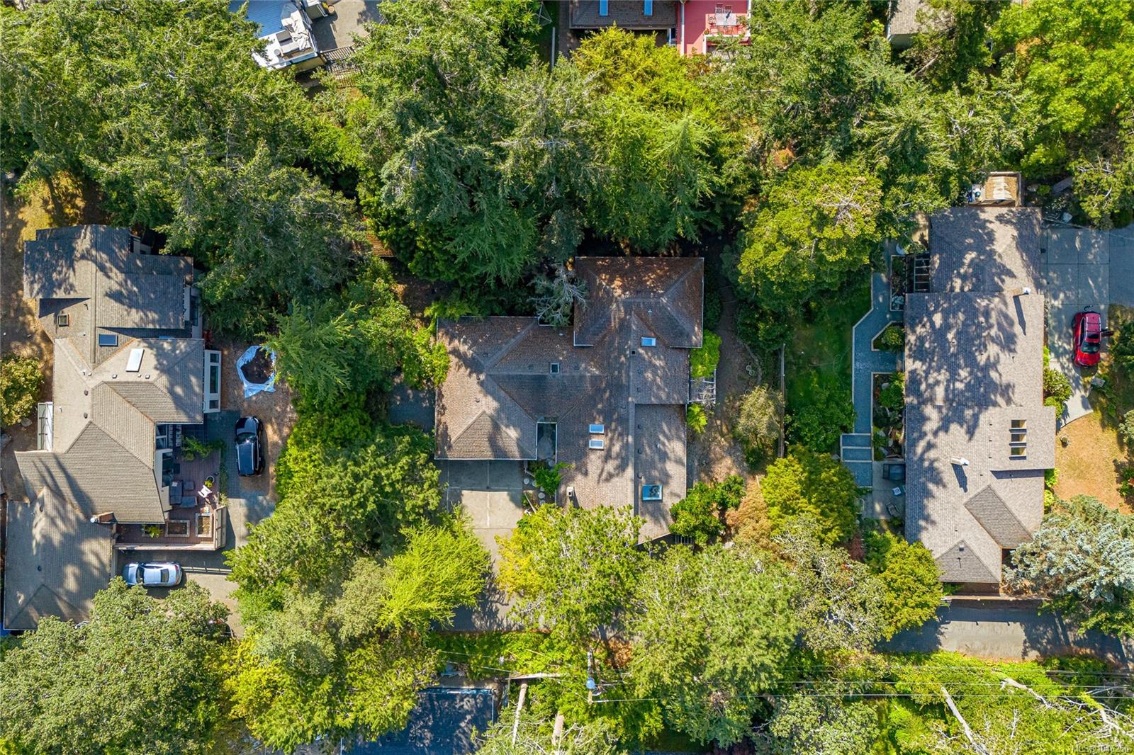 2680 Arbutus Rd