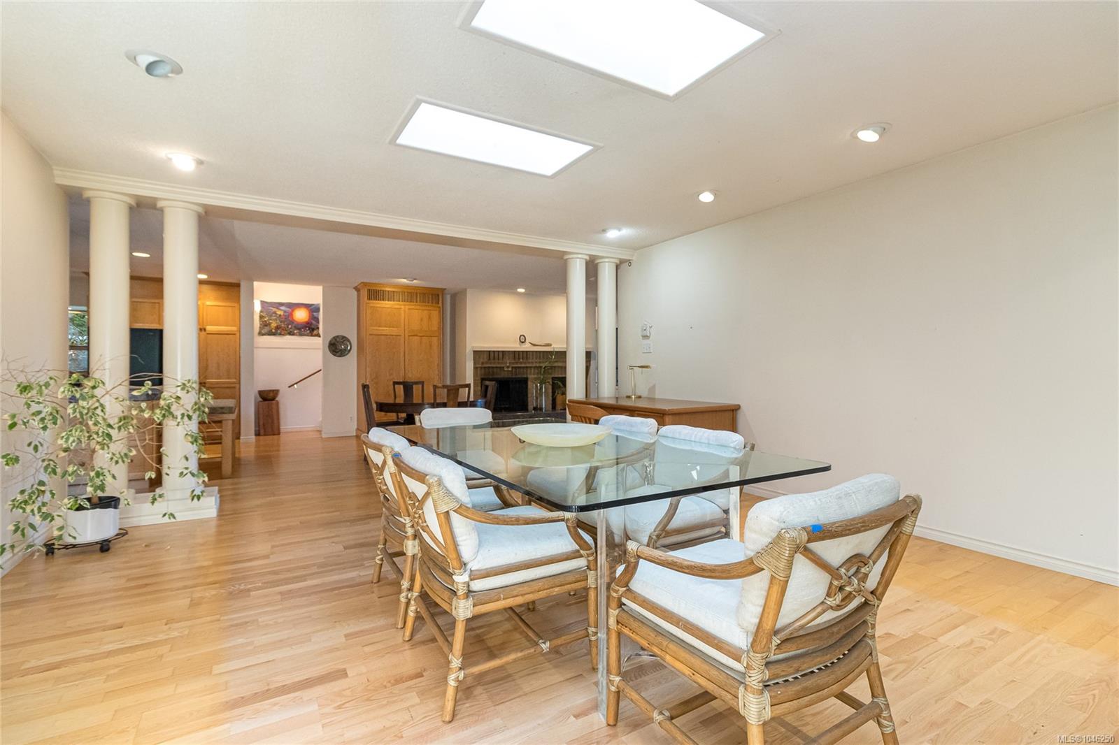 2680 Arbutus Rd