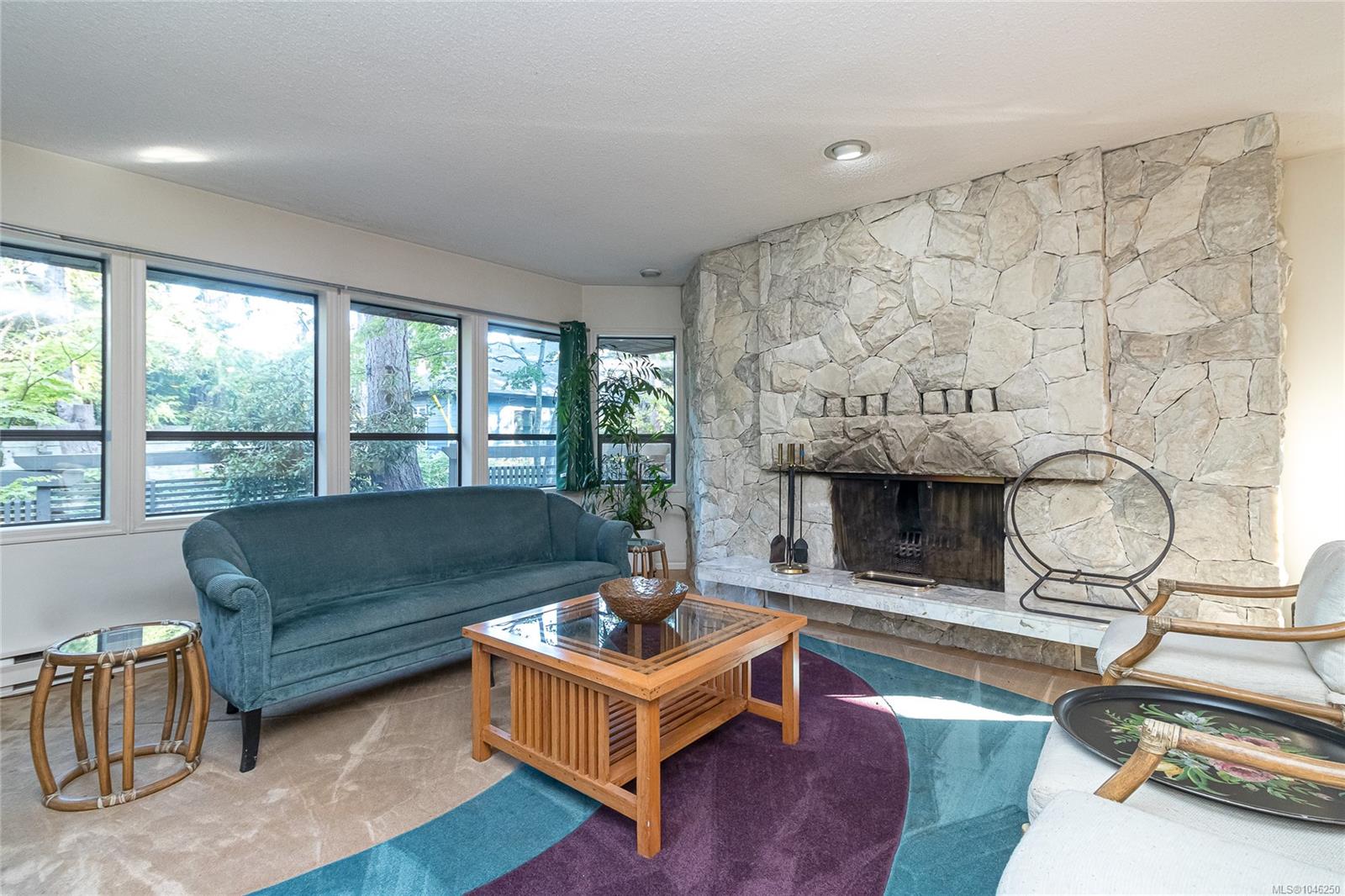 2680 Arbutus Rd