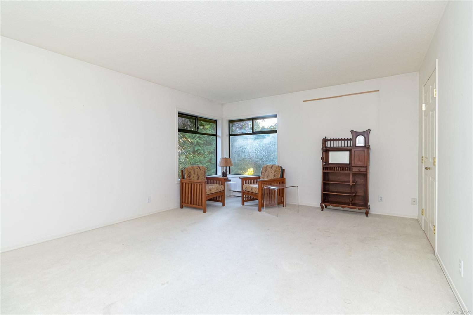 2680 Arbutus Rd