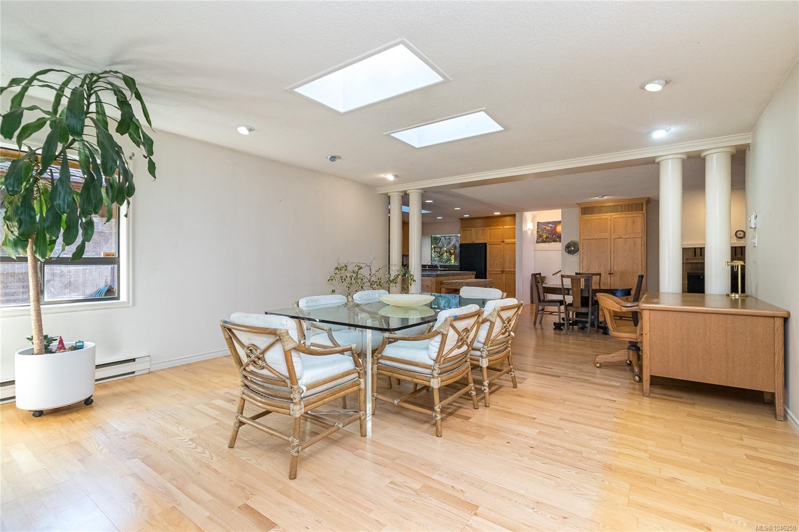 2680 Arbutus Rd