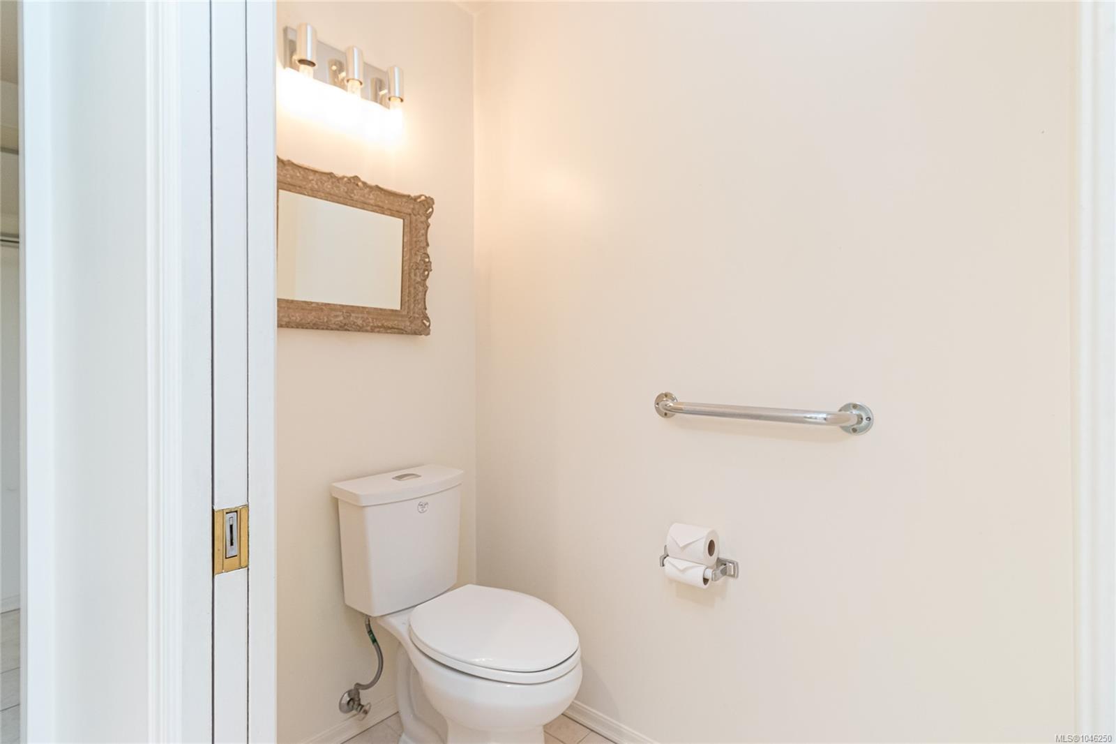 2680 Arbutus Rd