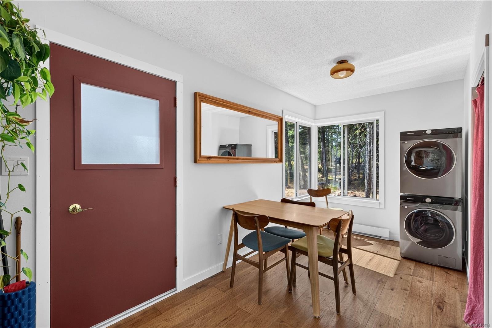380 Langs Rd