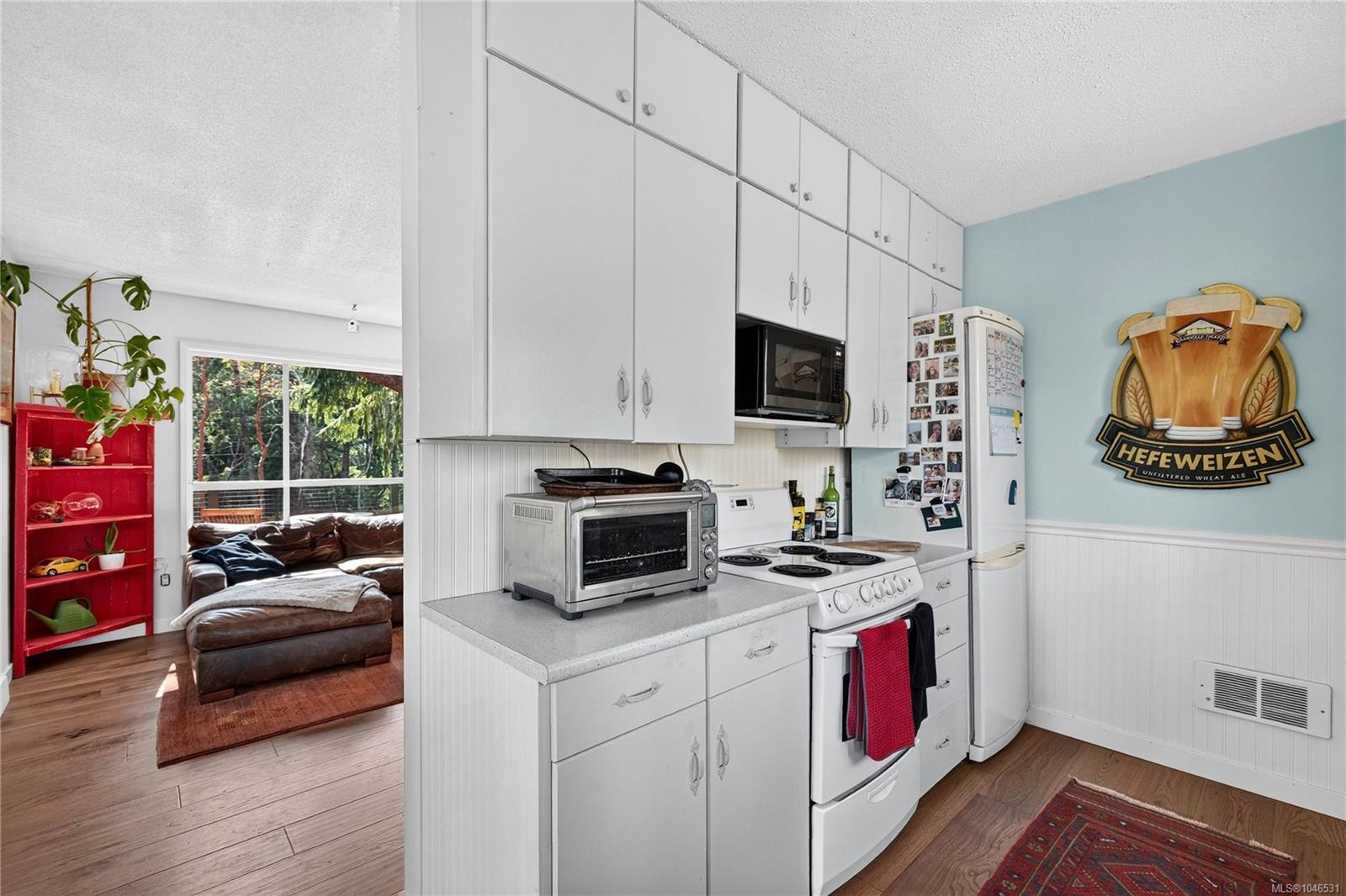 380 Langs Rd