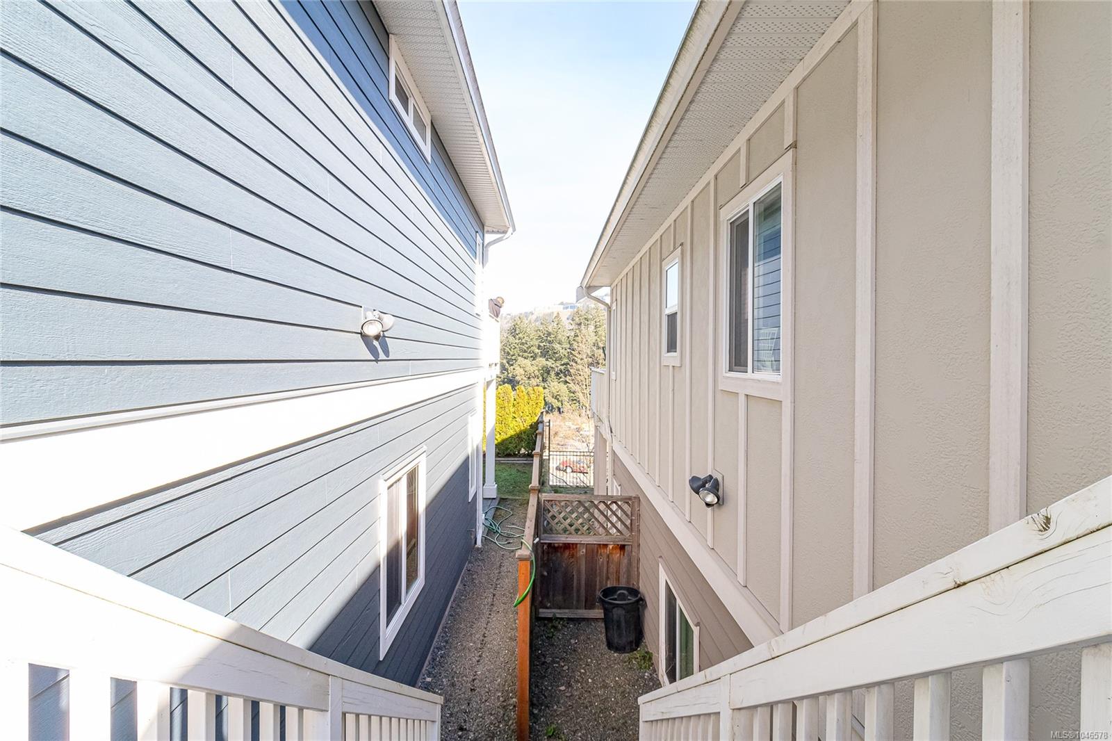 1318 Artesian Crt