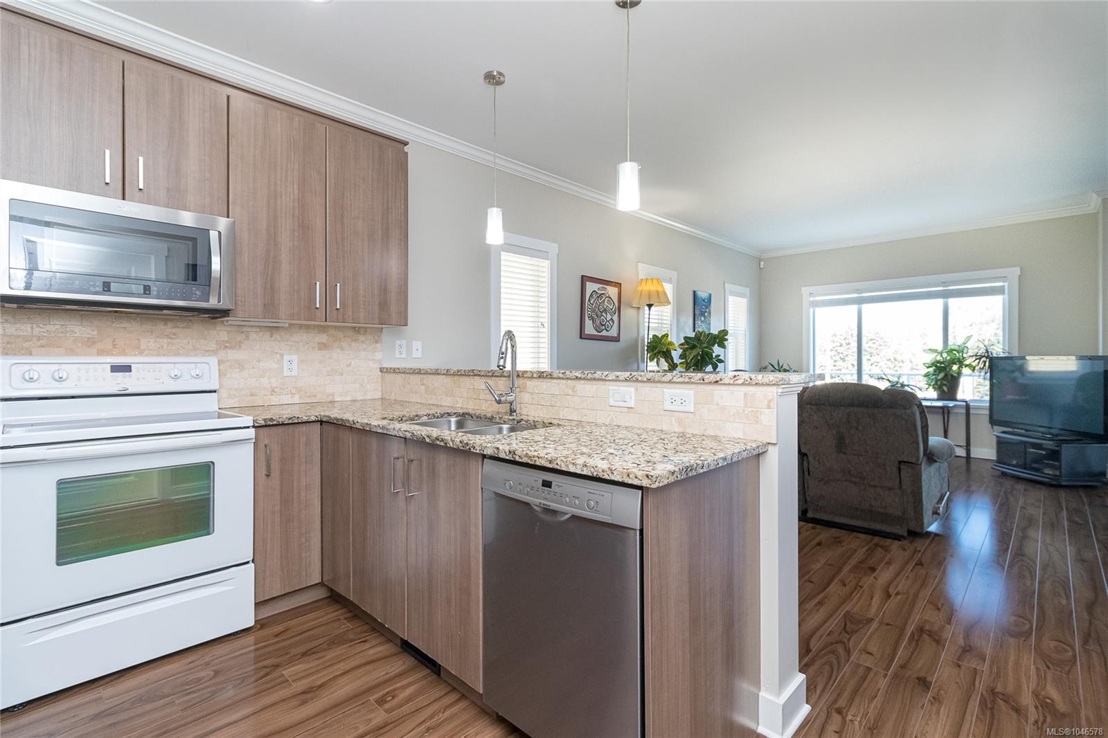 1318 Artesian Crt