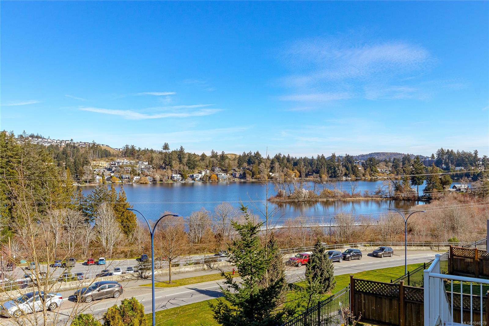 1318 Artesian Crt