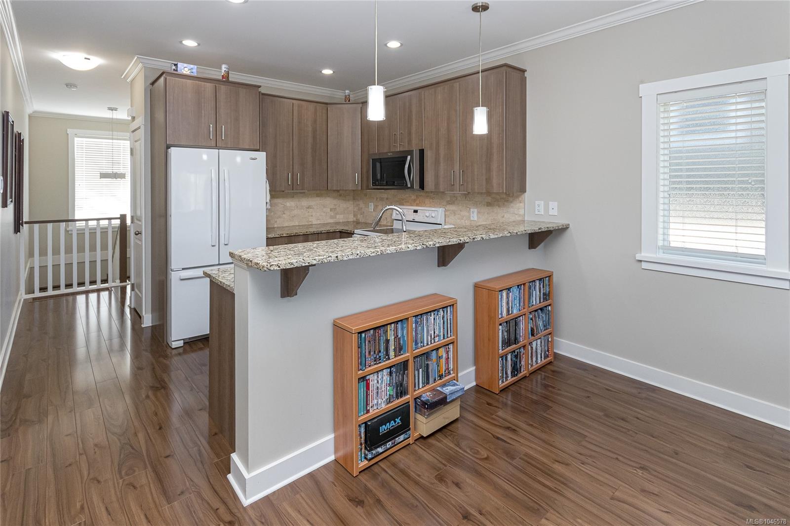 1318 Artesian Crt