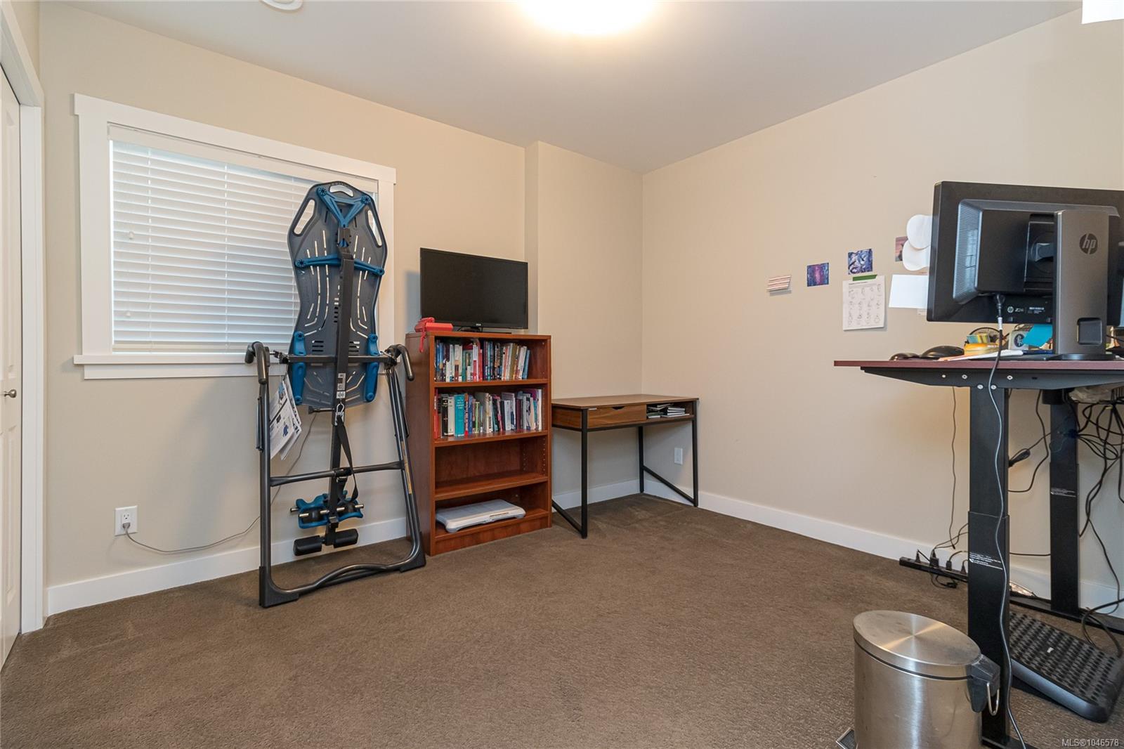 1318 Artesian Crt