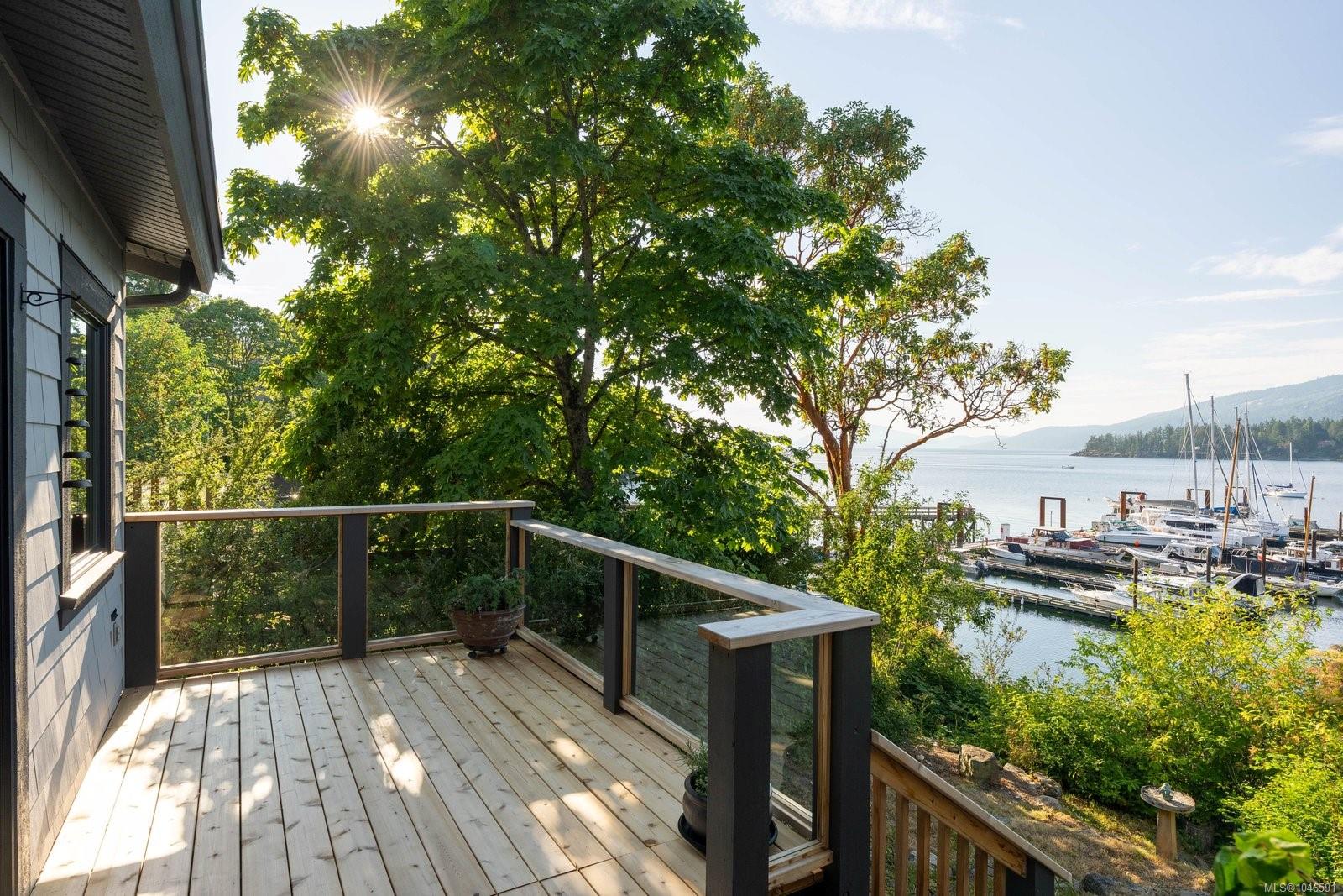 10994 Madrona Dr