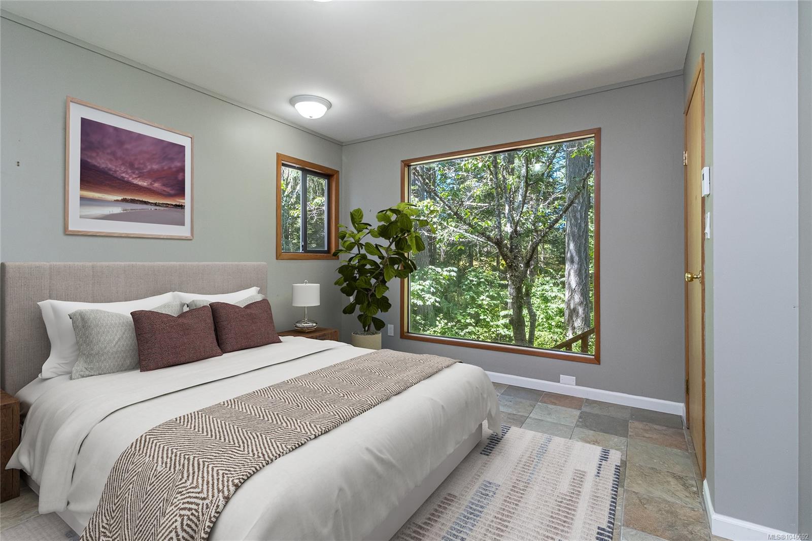 100 Viaduct Ave W