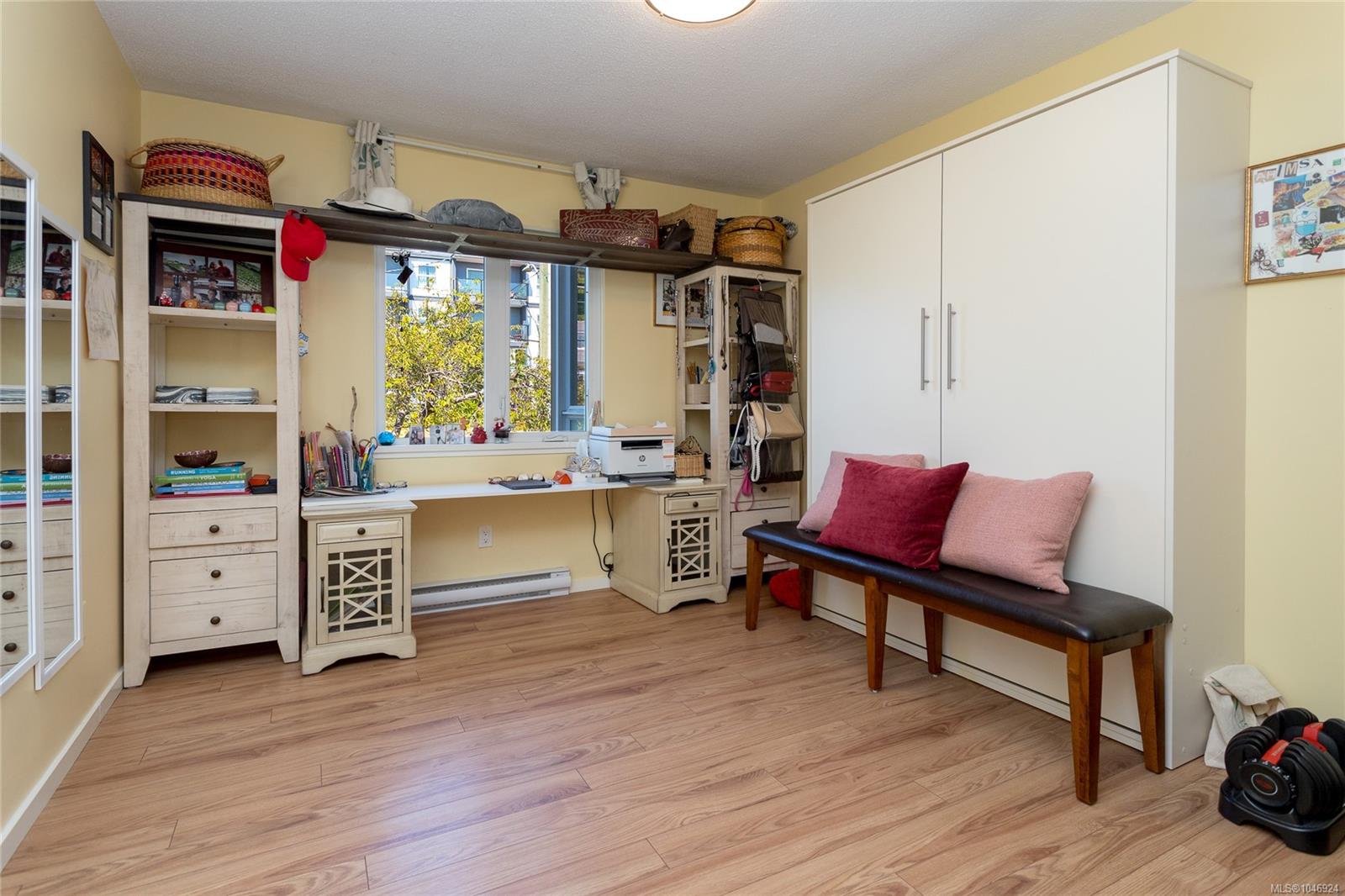 1035 Southgate St #203