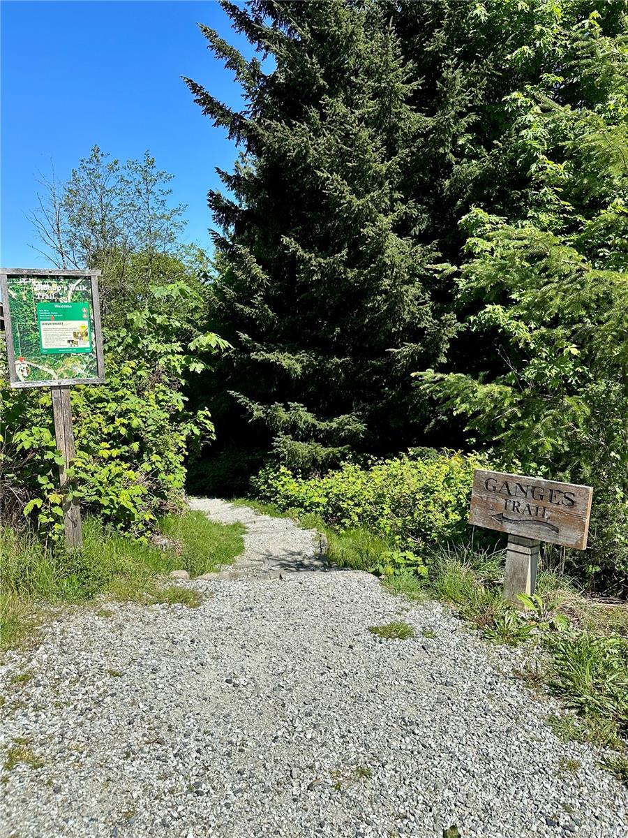 SL 22 Bishops Walk Rd