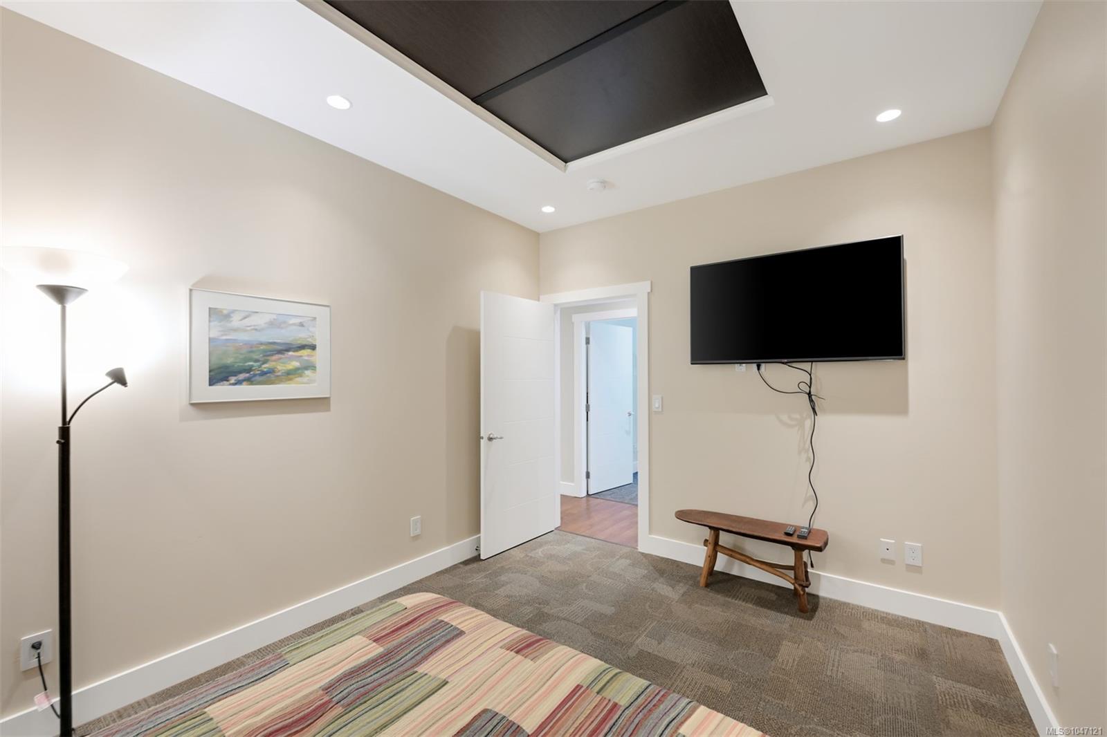 2245 James White Blvd #105