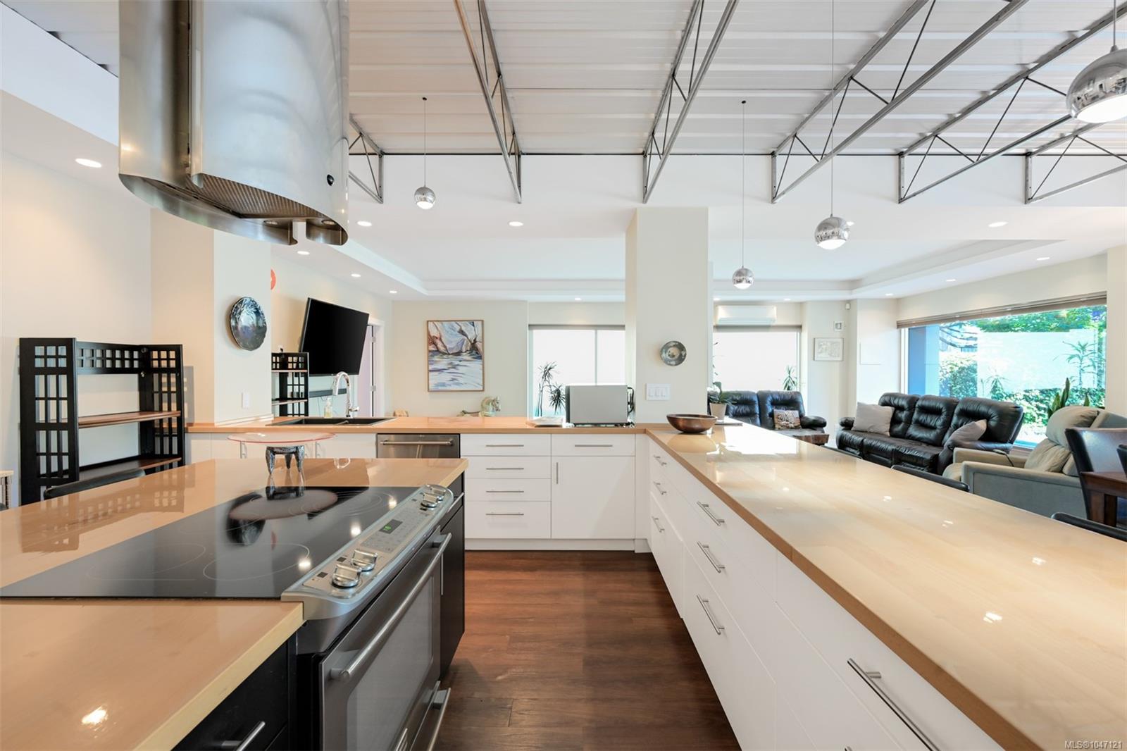 2245 James White Blvd #105
