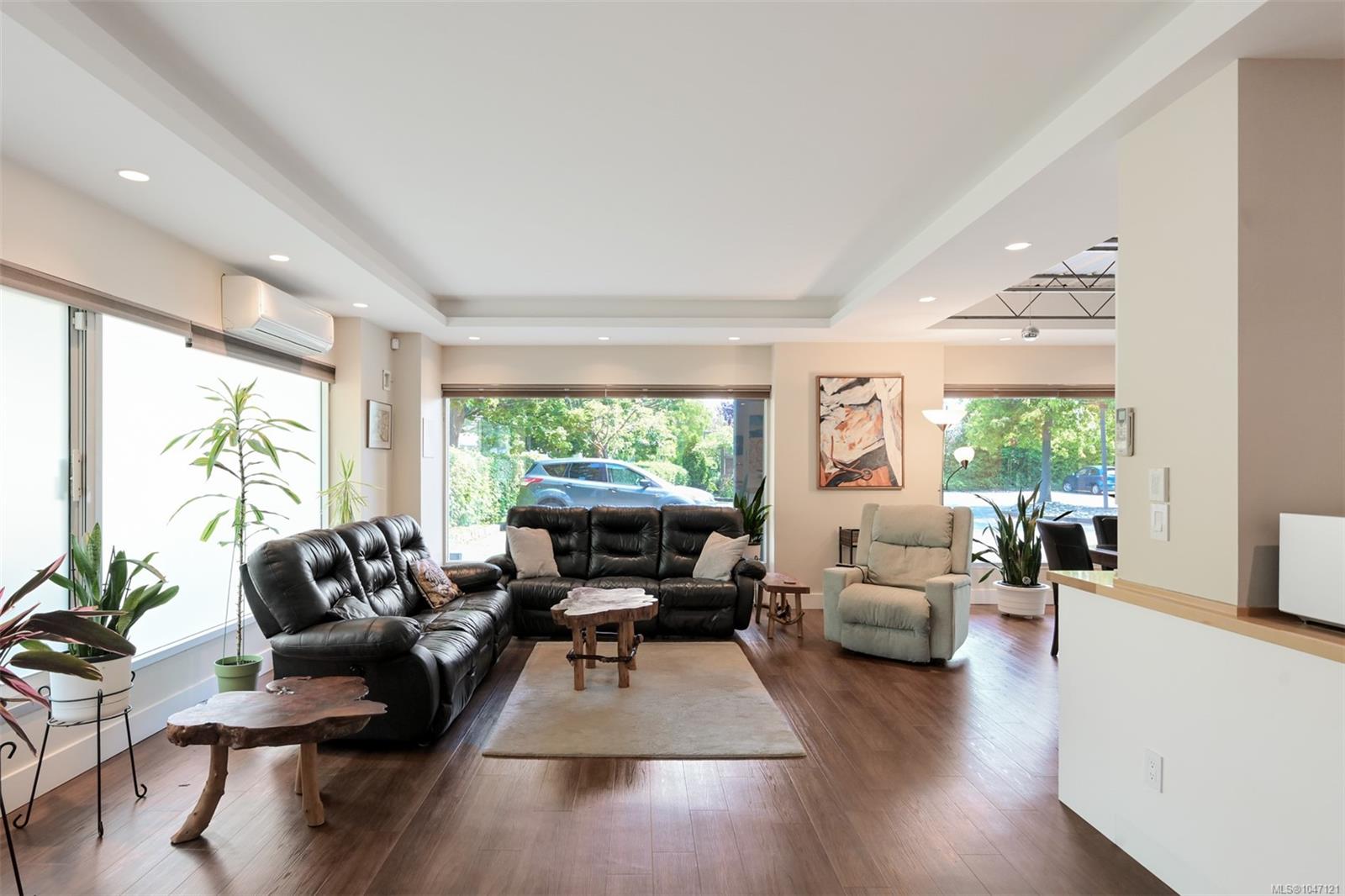2245 James White Blvd #105