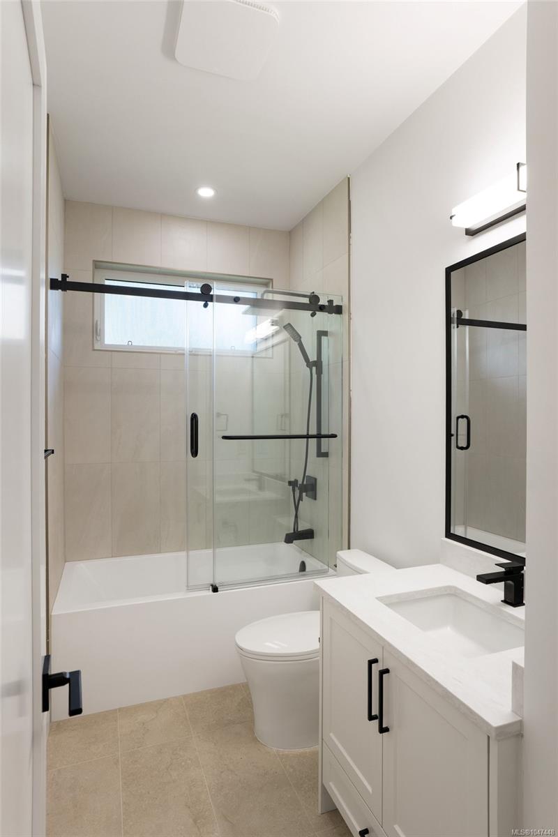 2292 Gail Pl